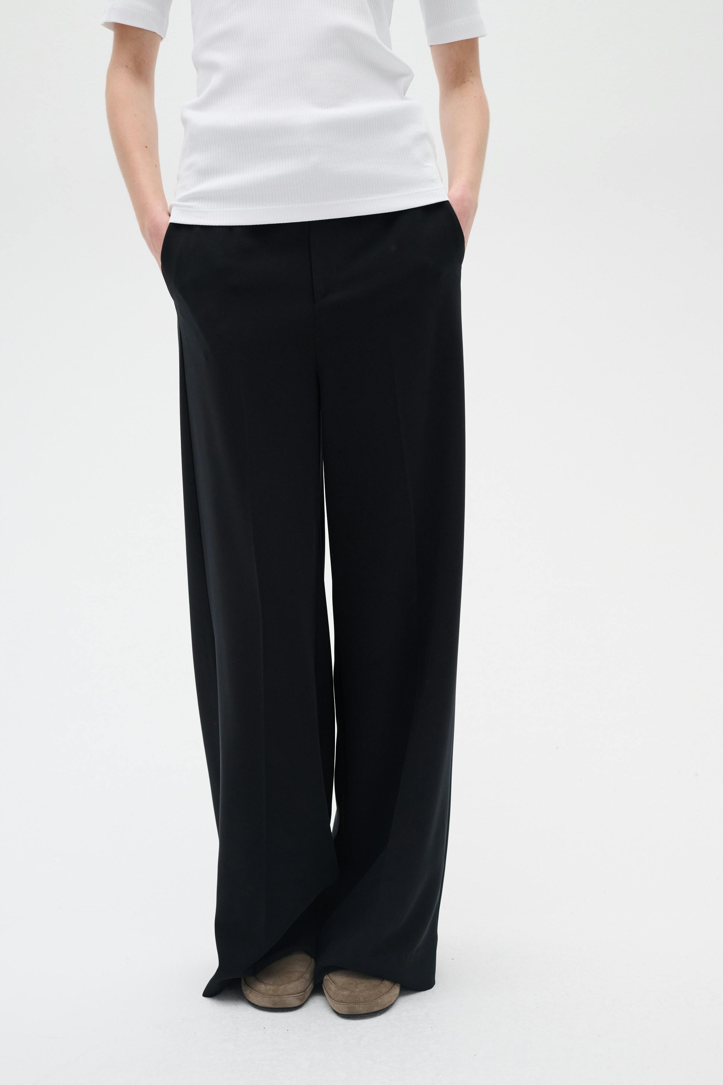 AdianIW Trousers LOOKBOOK FRONT 30107826-194008