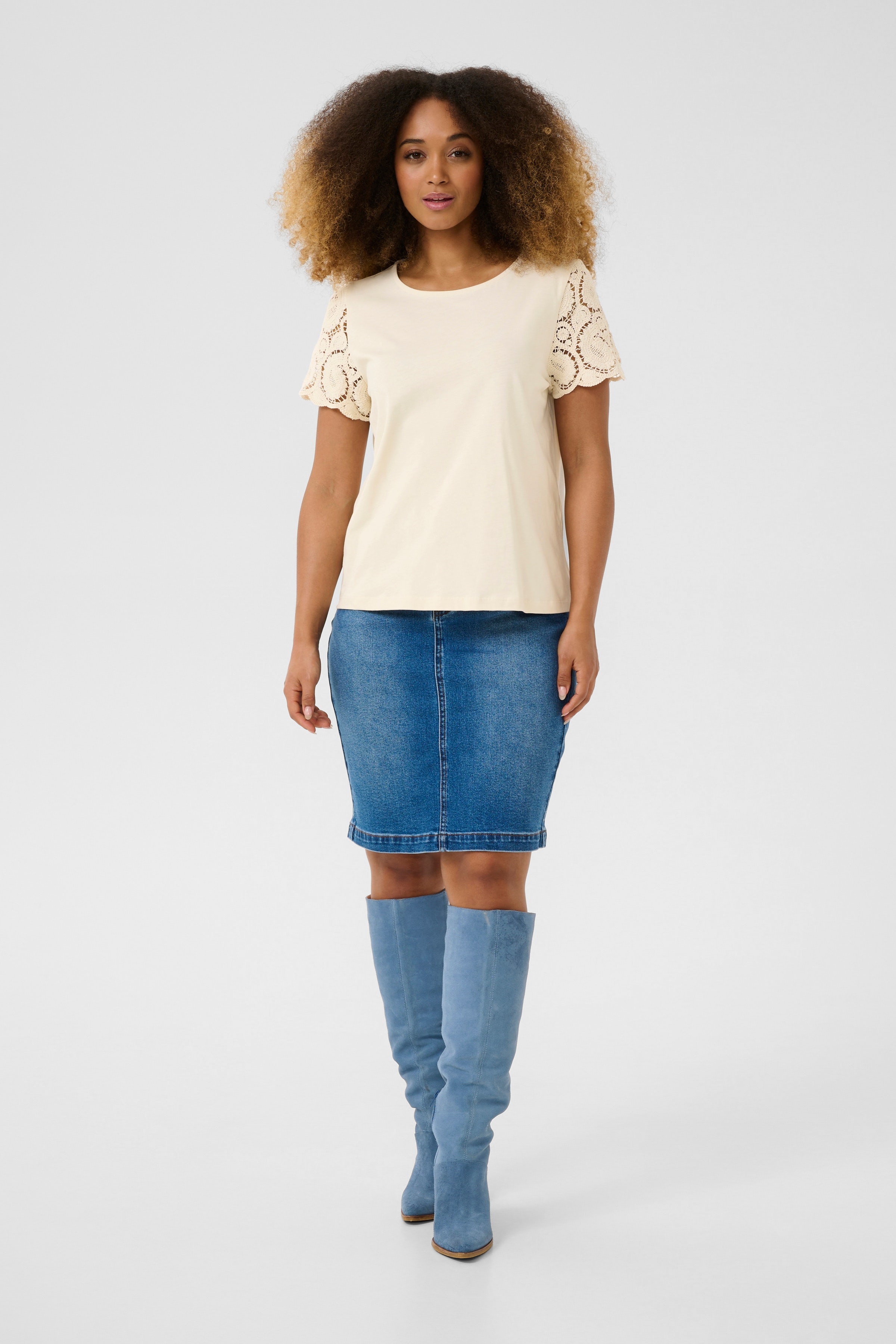 CRKali T-shirt LOOKBOOK FRONT 10613983-130905