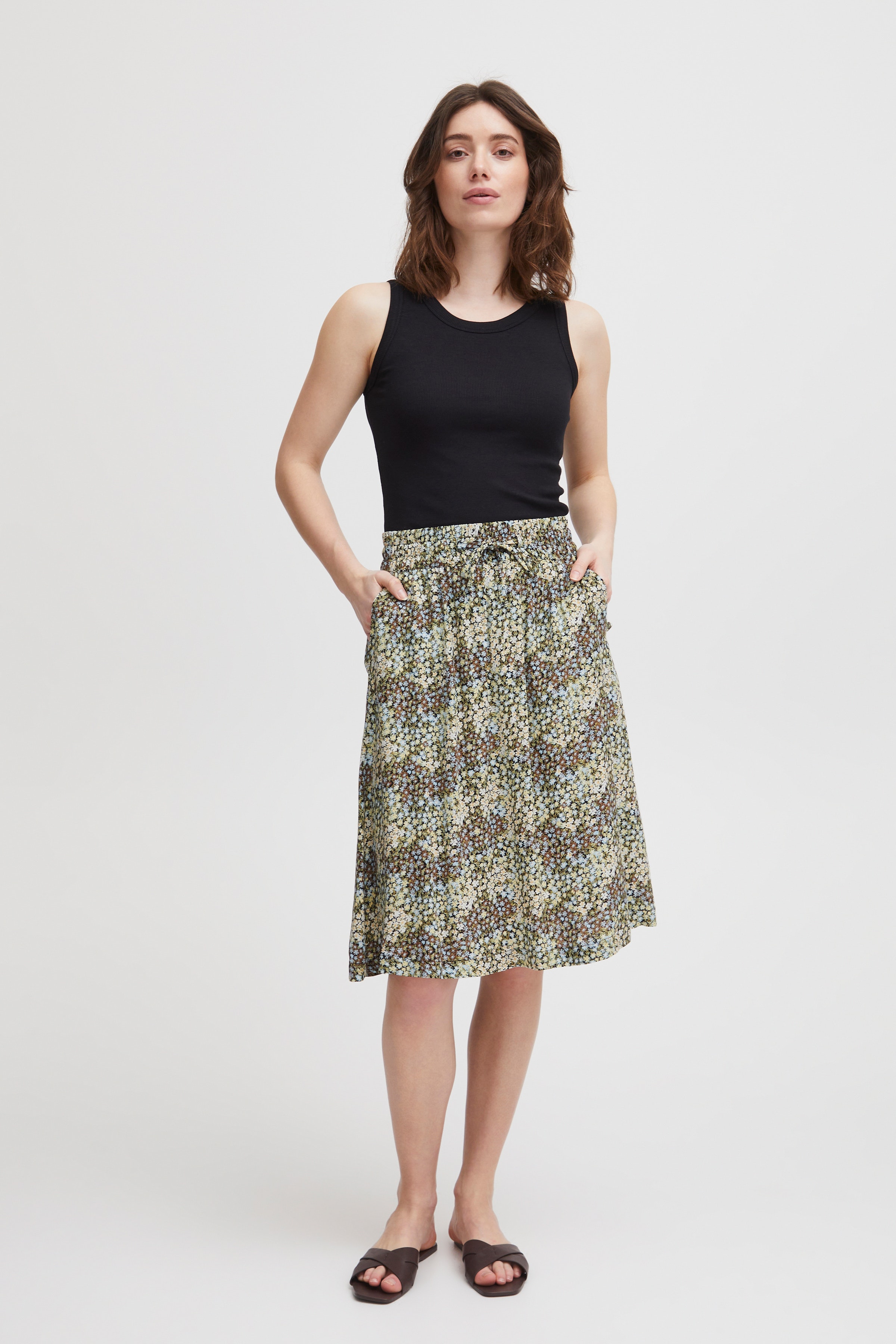 FRFUN Skirt LOOKBOOK FRONT 20612094-202475