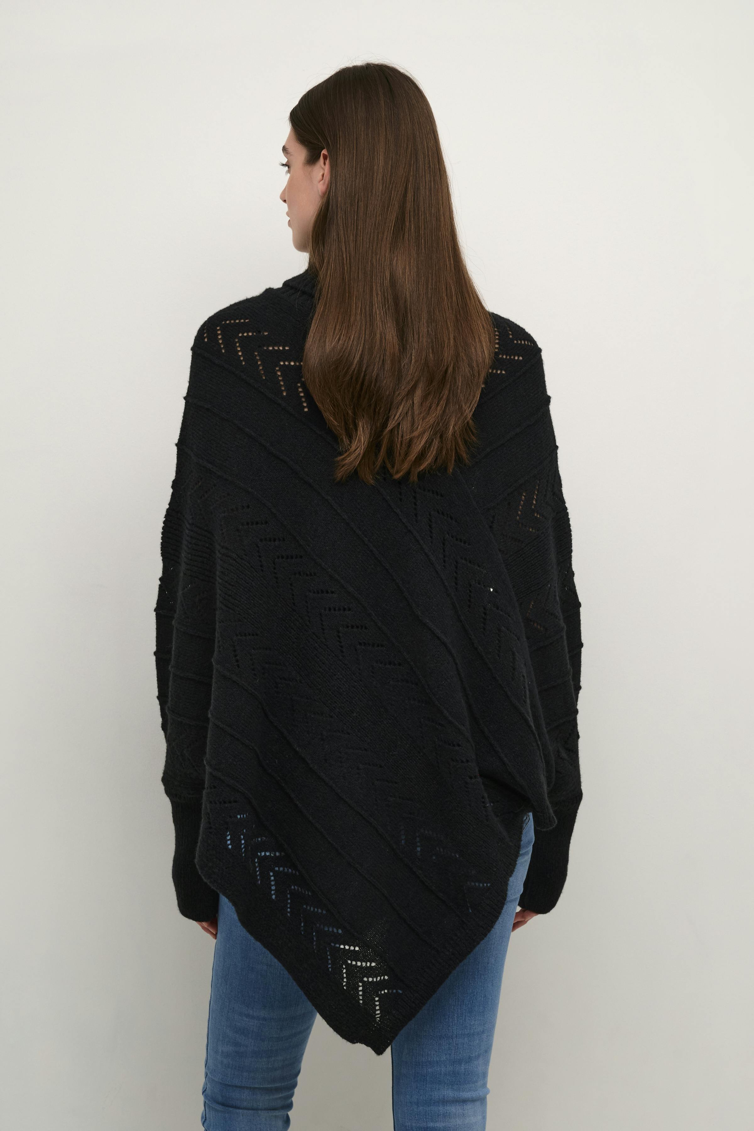 CRHoliday Poncho LOOKBOOK BACK 10612387-100120