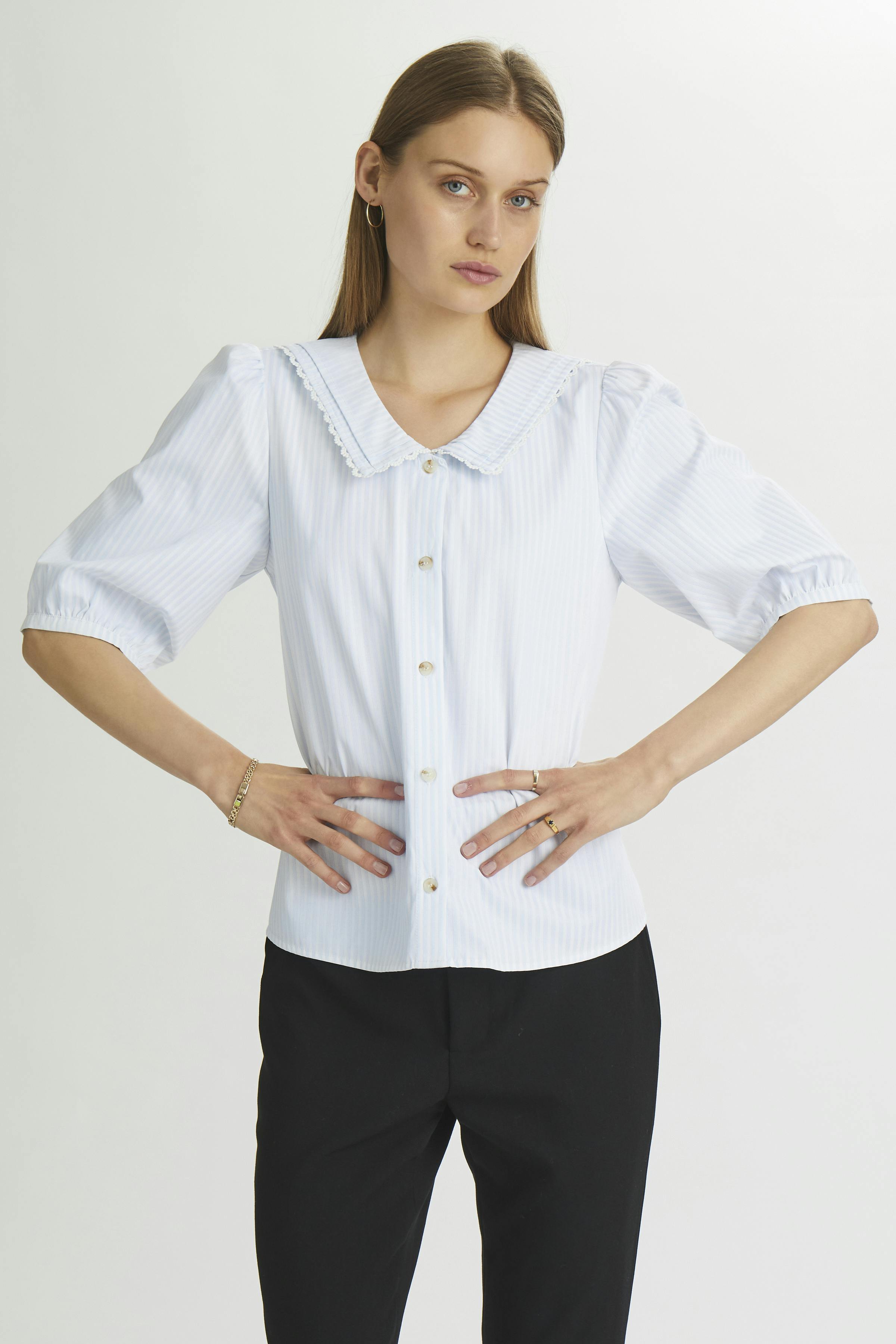 BeccaKB Blouse LOOKBOOK FRONT 10103799-144110