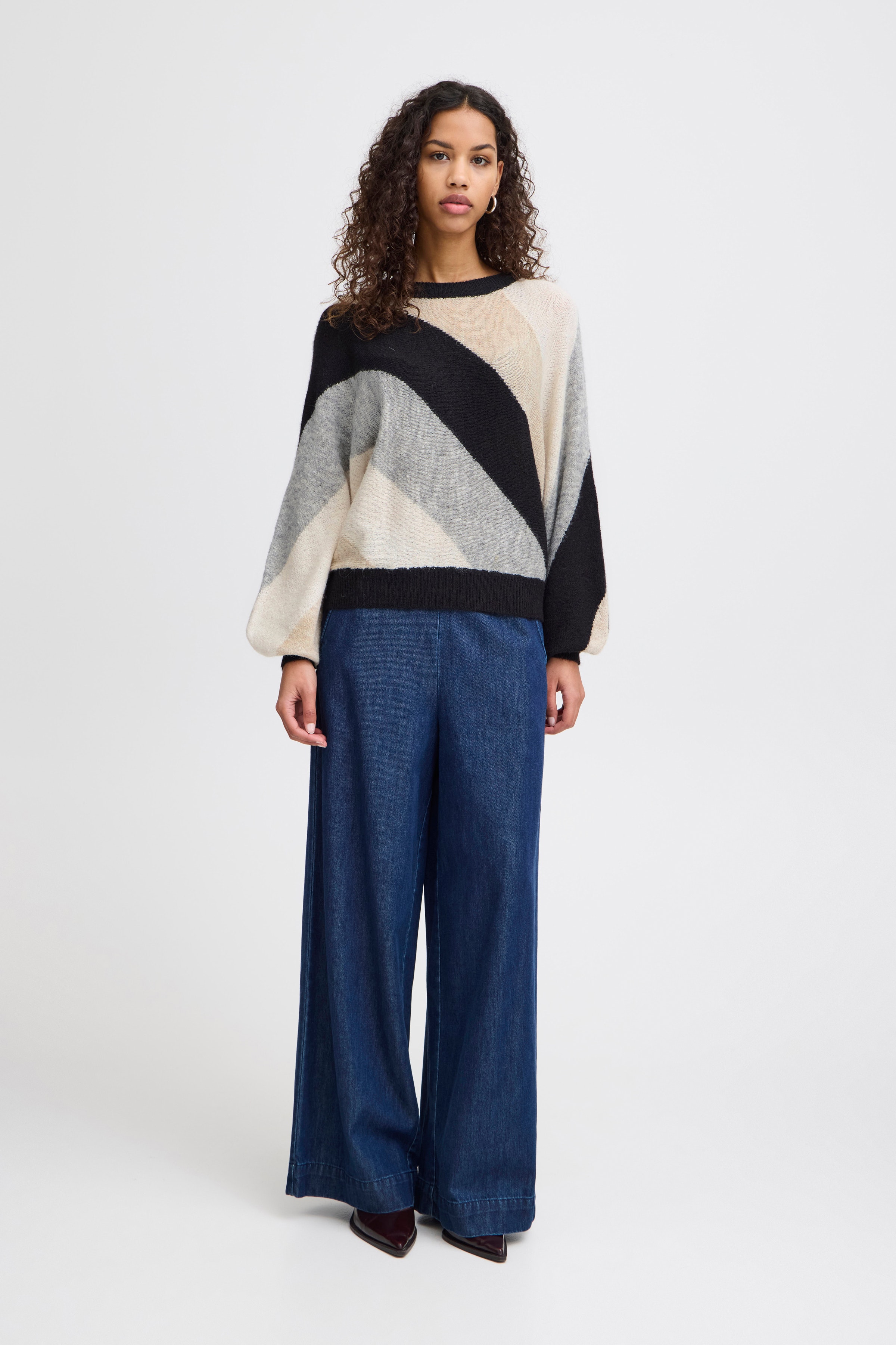 IHKAMARA Pullover LOOKBOOK FRONT 20121399-203296