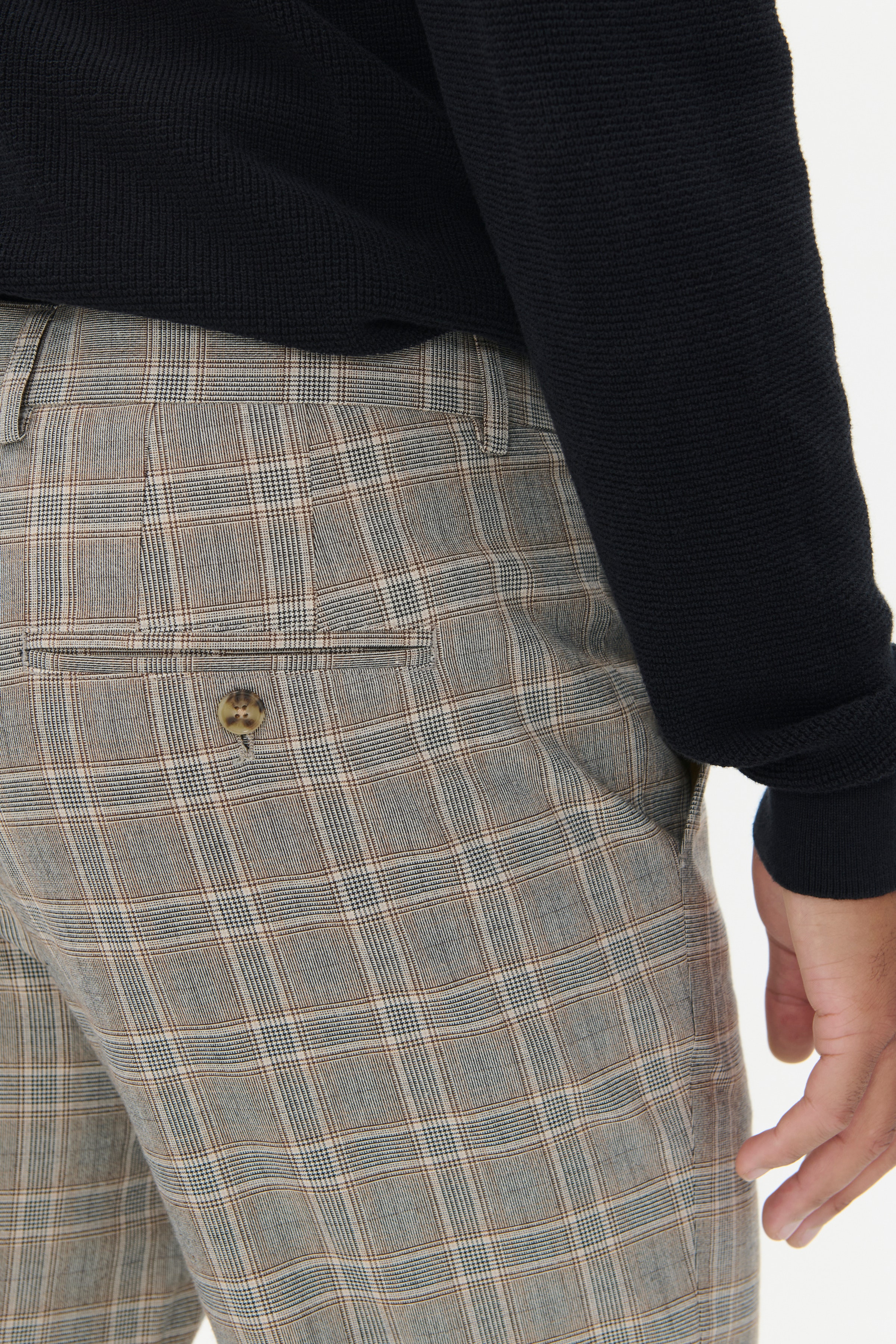 MAliam Trousers LOOKBOOK DETAIL 30207329-190808