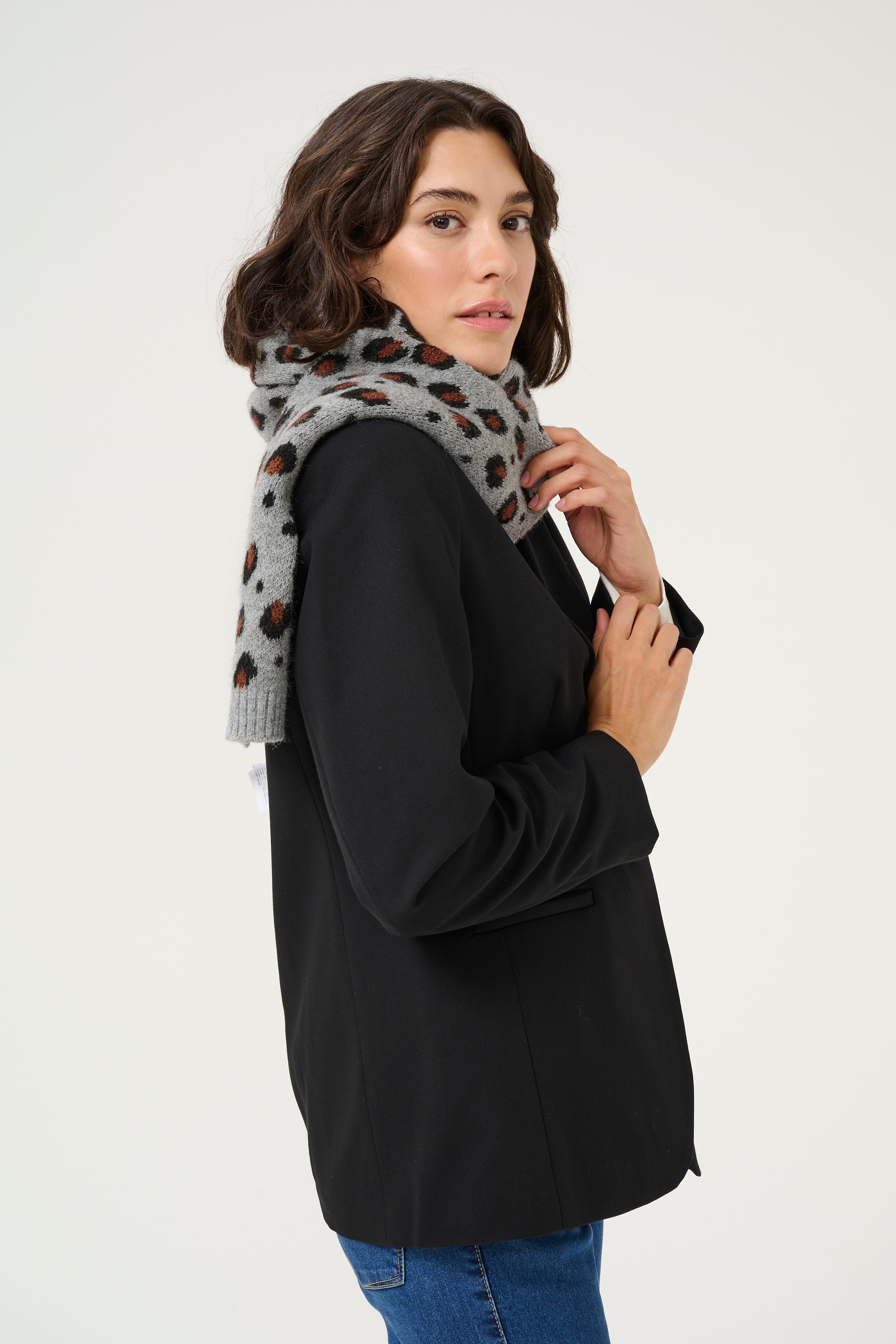KAmae Skjerf LOOKBOOK FRONT 10509908-107421
