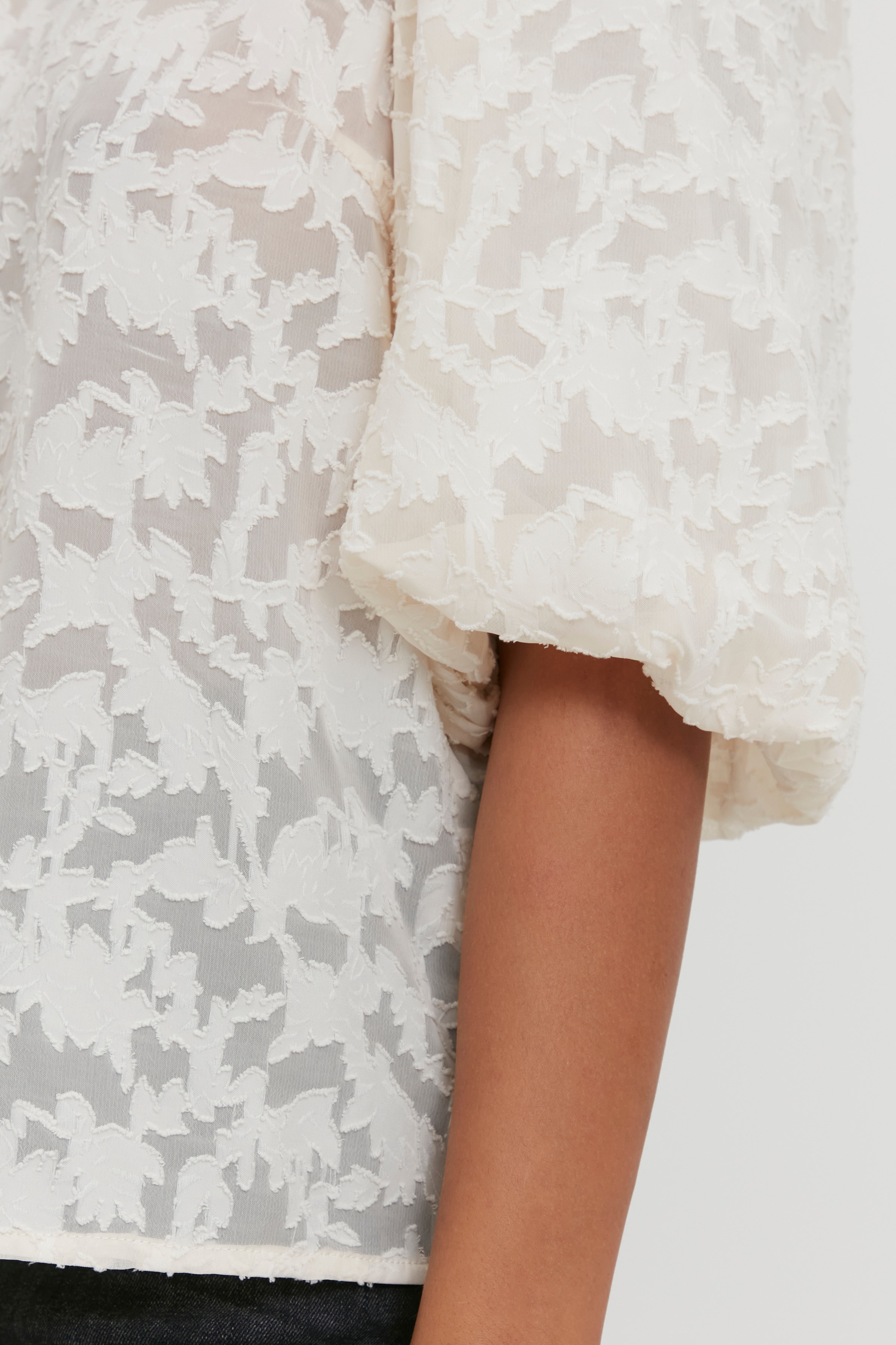 Kortärmad blus LOOKBOOK DETAIL 50206618-110110