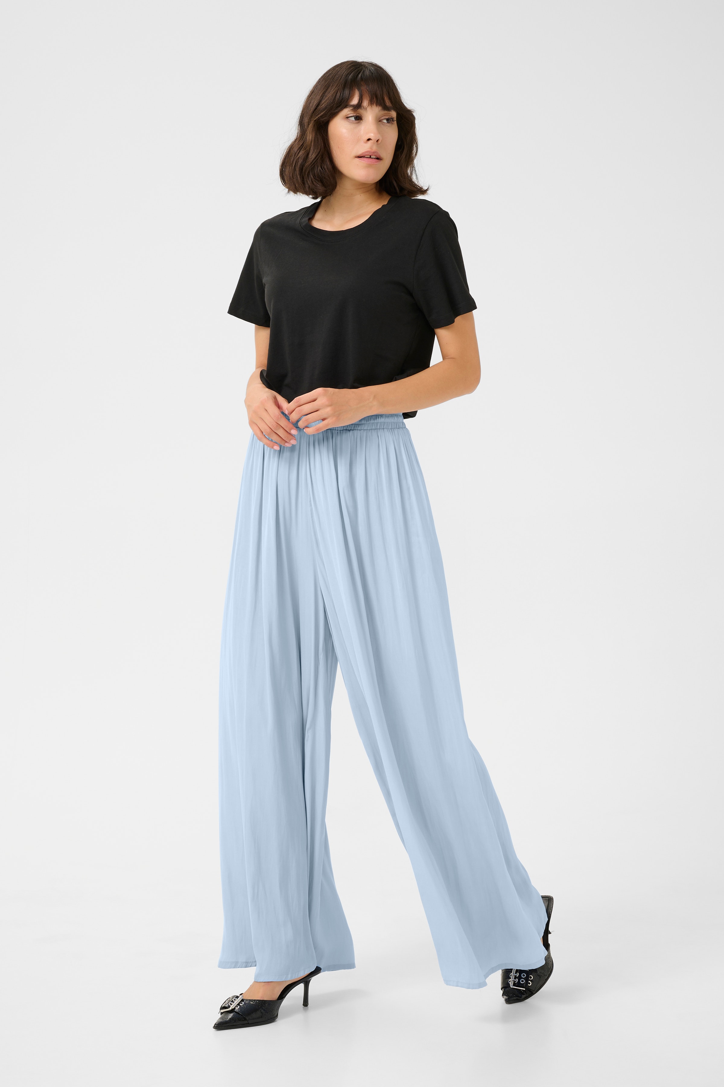 KAallie Bukser LOOKBOOK FRONT 10508761-164016
