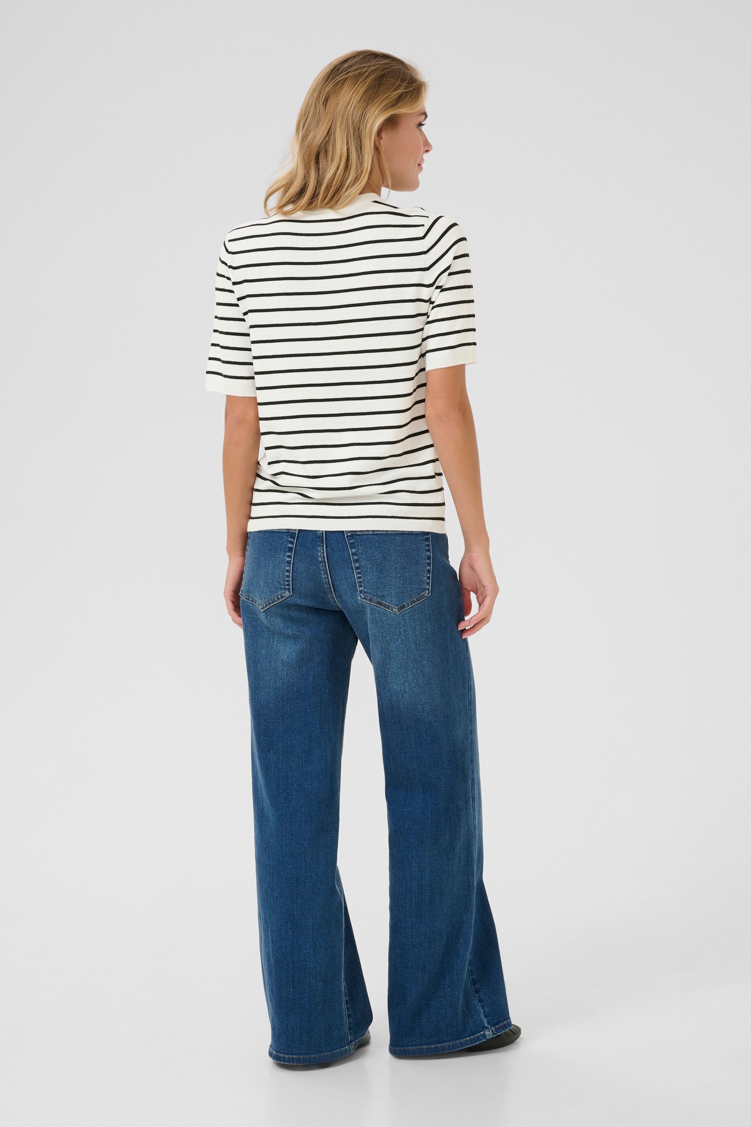 KAlizza Pullover LOOKBOOK BACK 10508410-101140