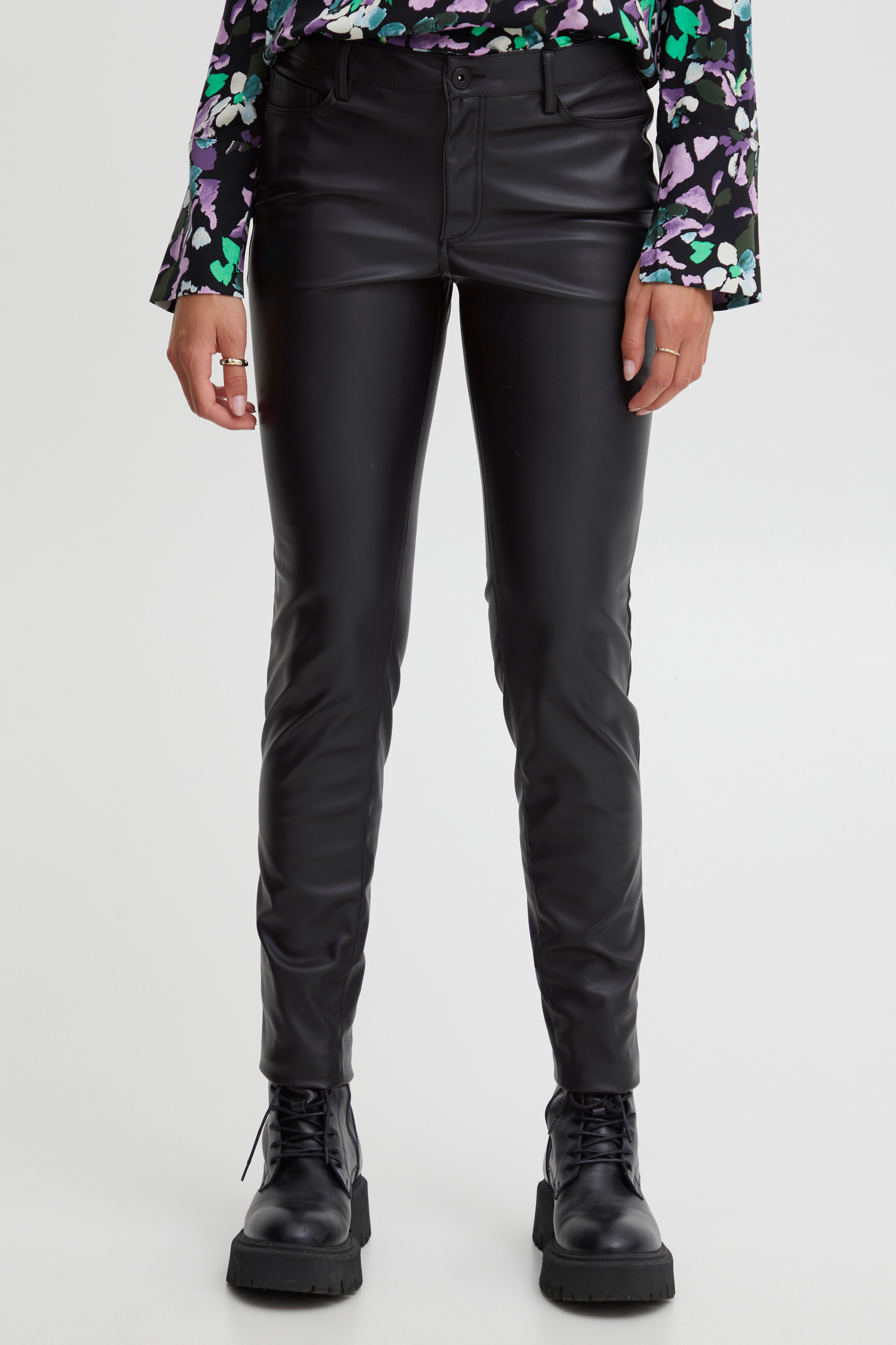 IHCOMANO Bukser LOOKBOOK FRONT 20117678-194008