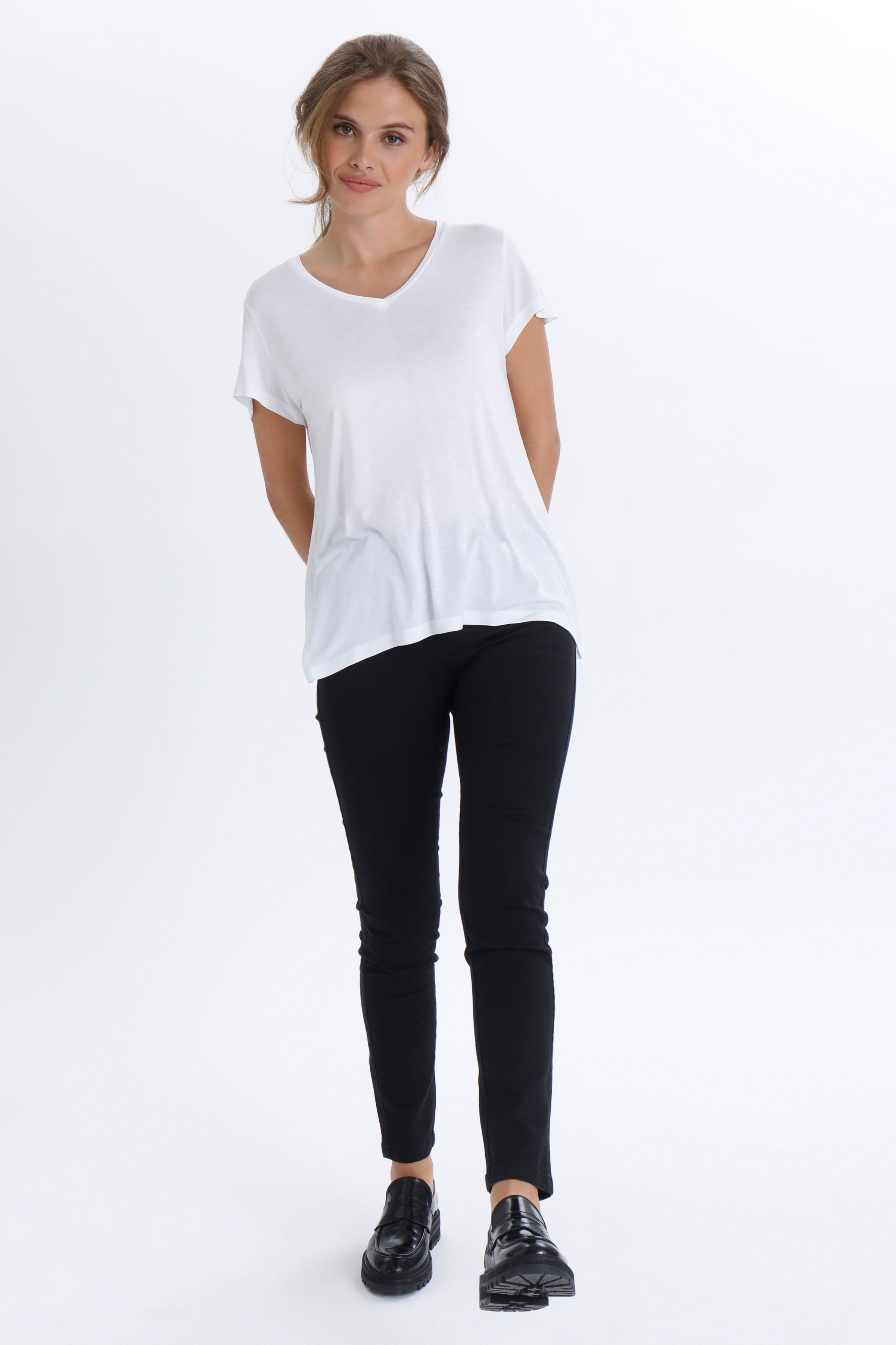 Anna T-shirt LOOKBOOK FRONT 55213-50001