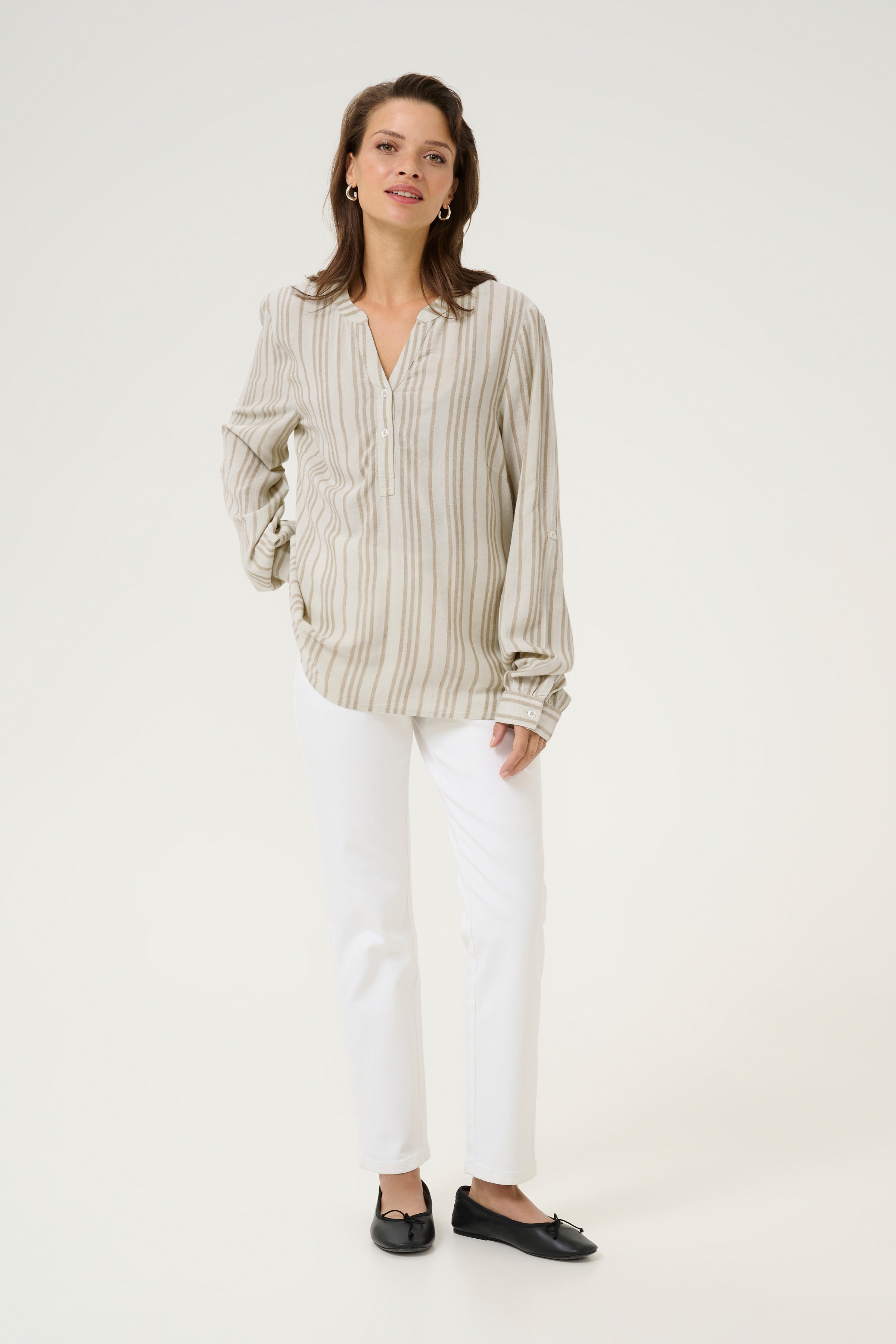 KAmilia Lin bluse LOOKBOOK FRONT 10508313-107125