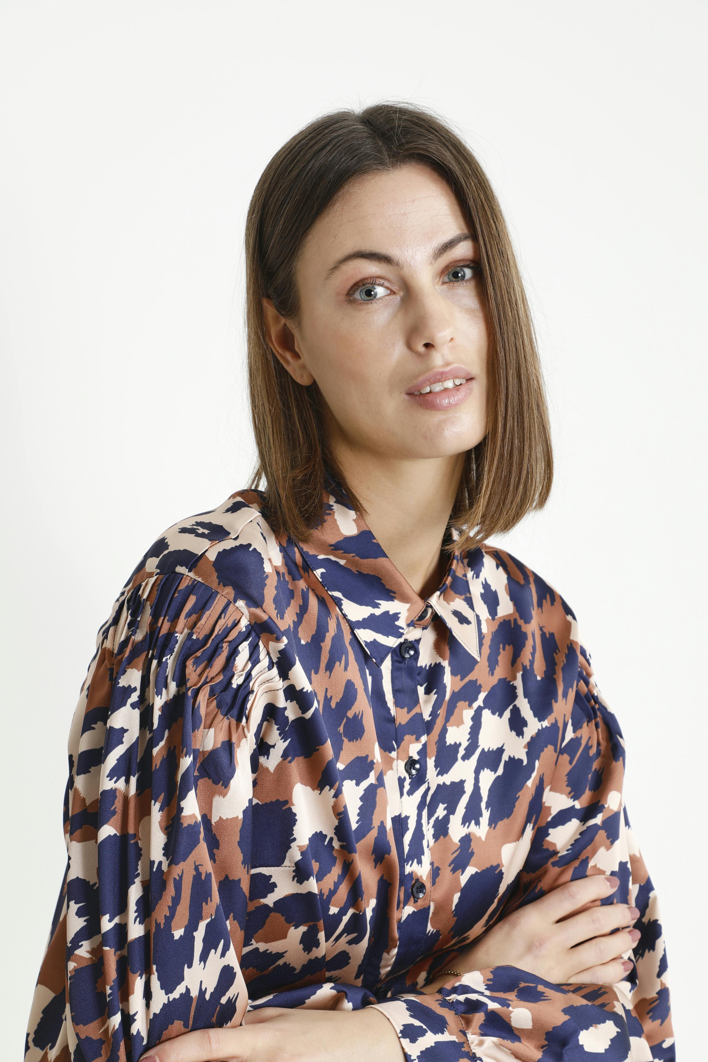 CUtania Shirt LOOKBOOK DETAIL 50109004-500086