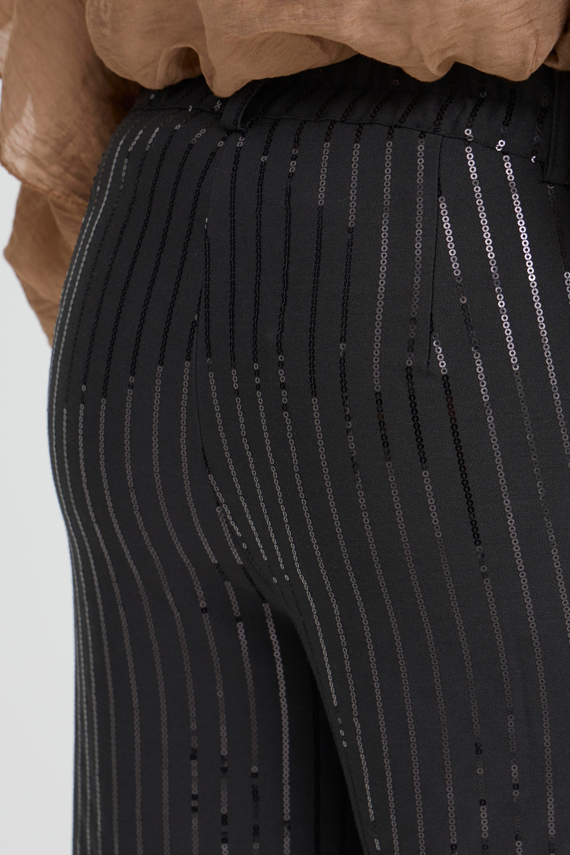 SBIVY Hose LOOKBOOK DETAIL 22101121-190303