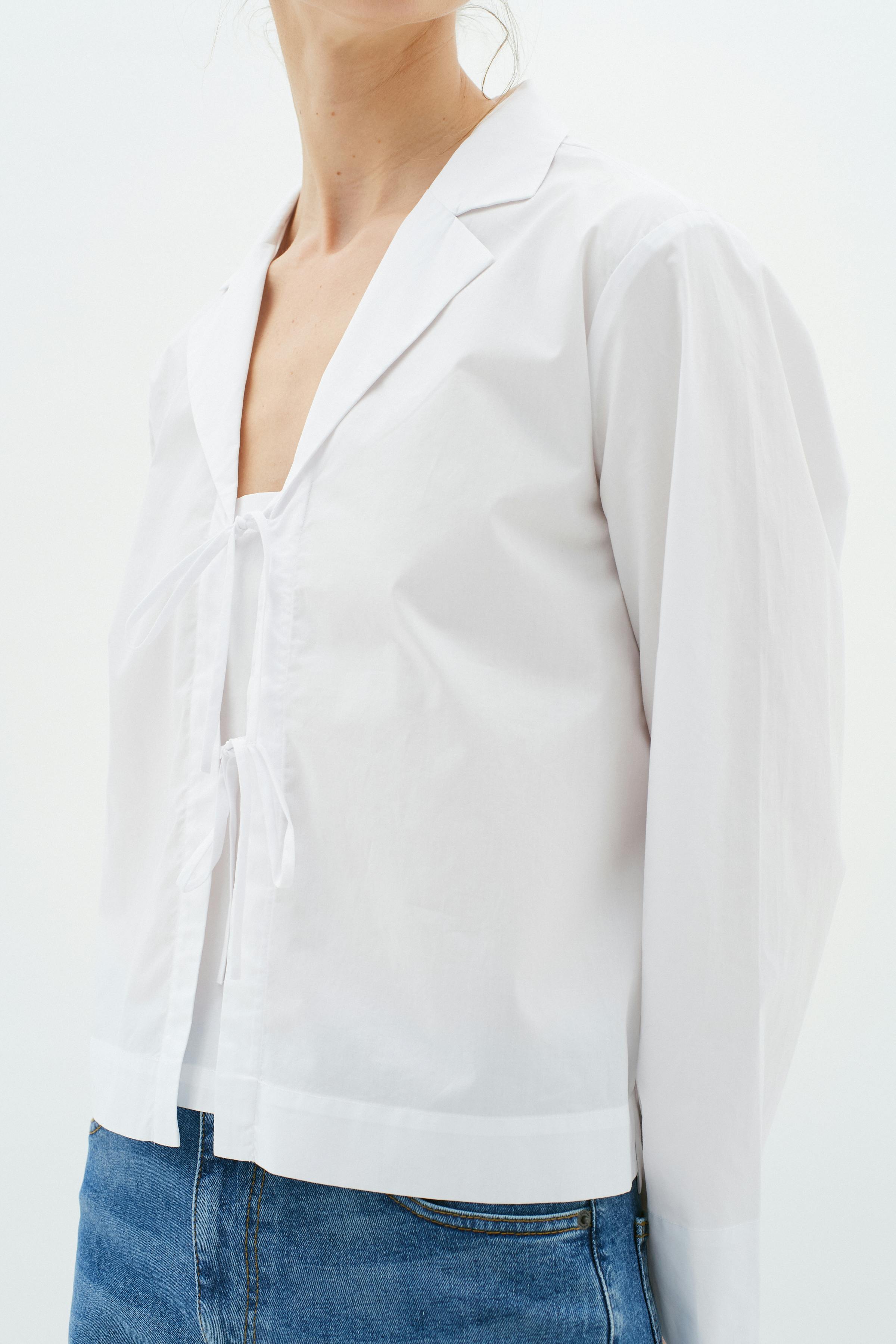 HelveIW Cropped Shirt LOOKBOOK DETAIL 30109108-300001