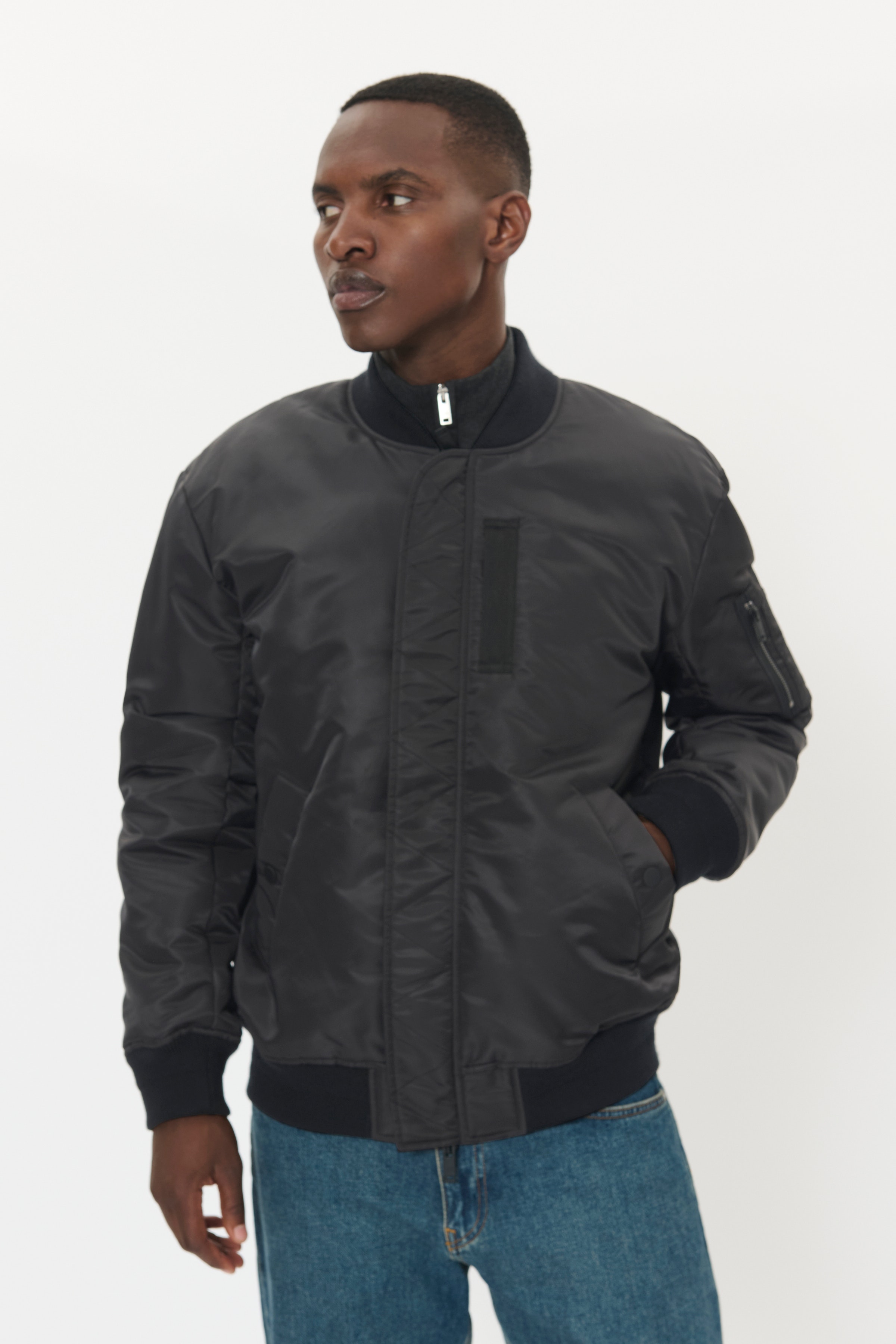 MAbatley M73 Bomber jacket LOOKBOOK FRONT 30208862-300275