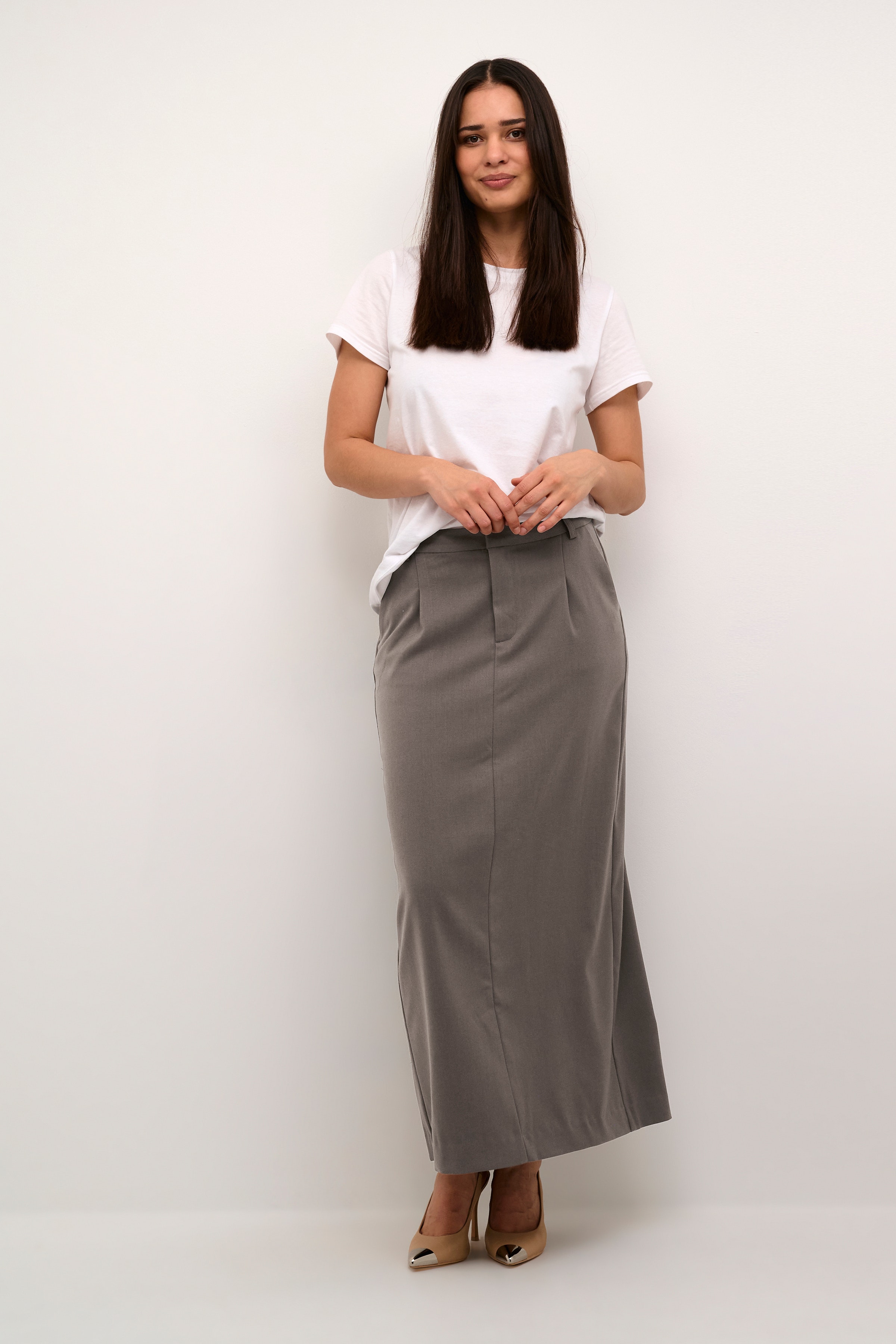 KAmerle Skirt LOOKBOOK FRONT 10509171-190810