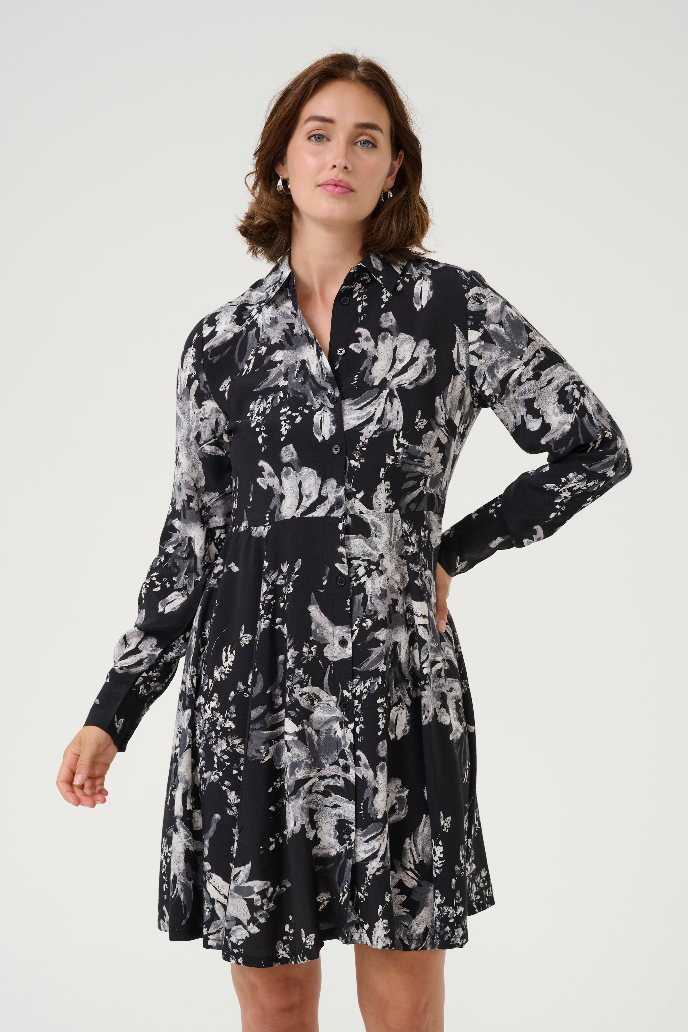 KAisa Kjole LOOKBOOK FRONT 10509794-107152