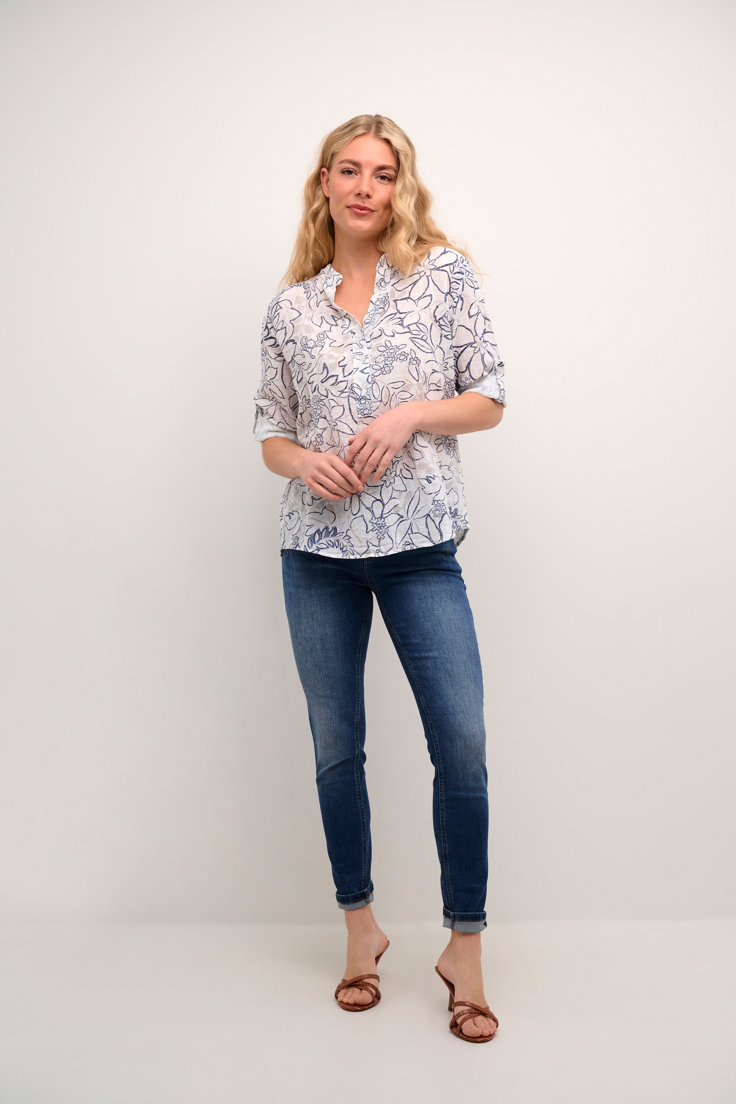 BPkimba Blouse LOOKBOOK FRONT 40103523-400809