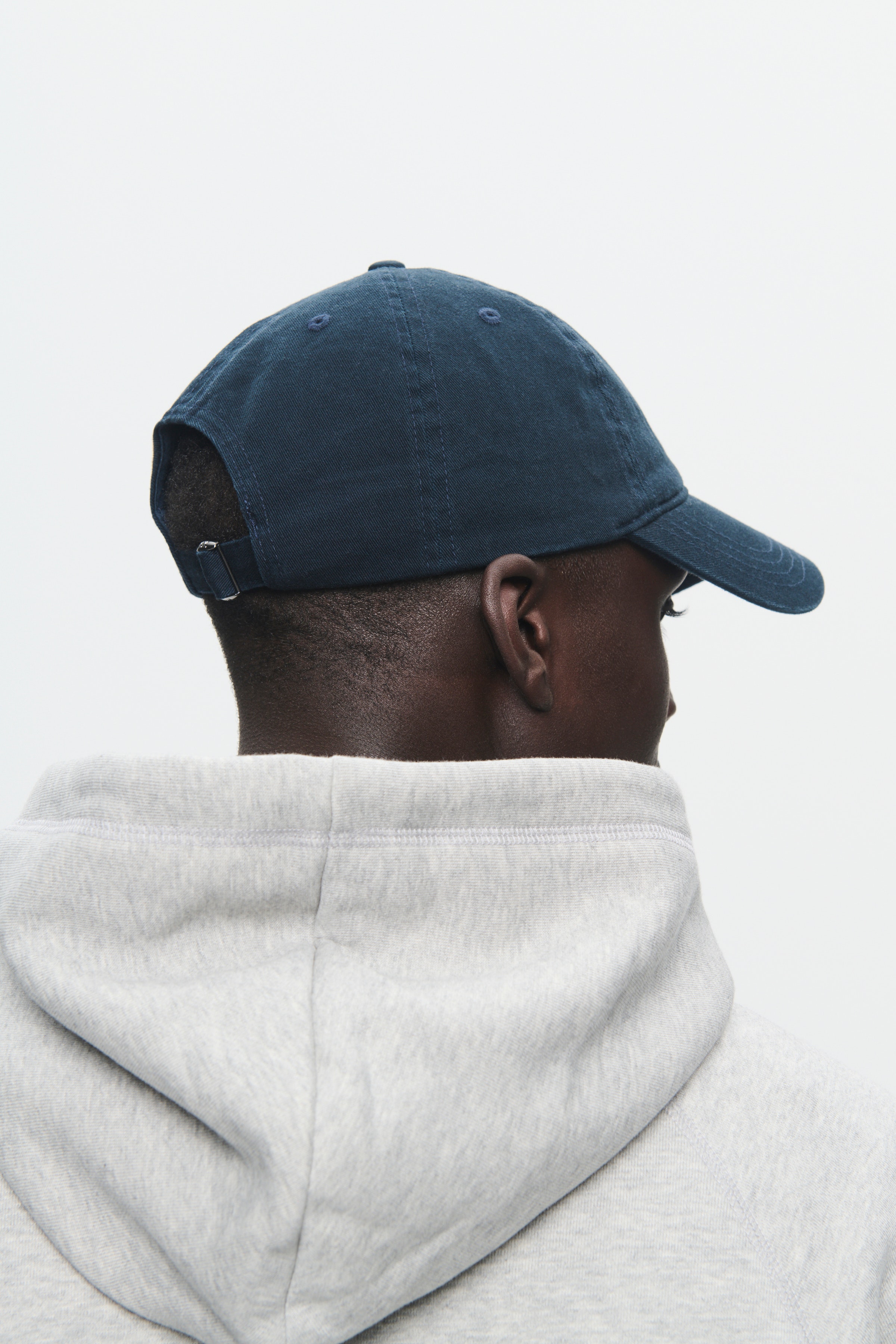 WWLow Cap LOOKBOOK DETAIL 30251367-194011