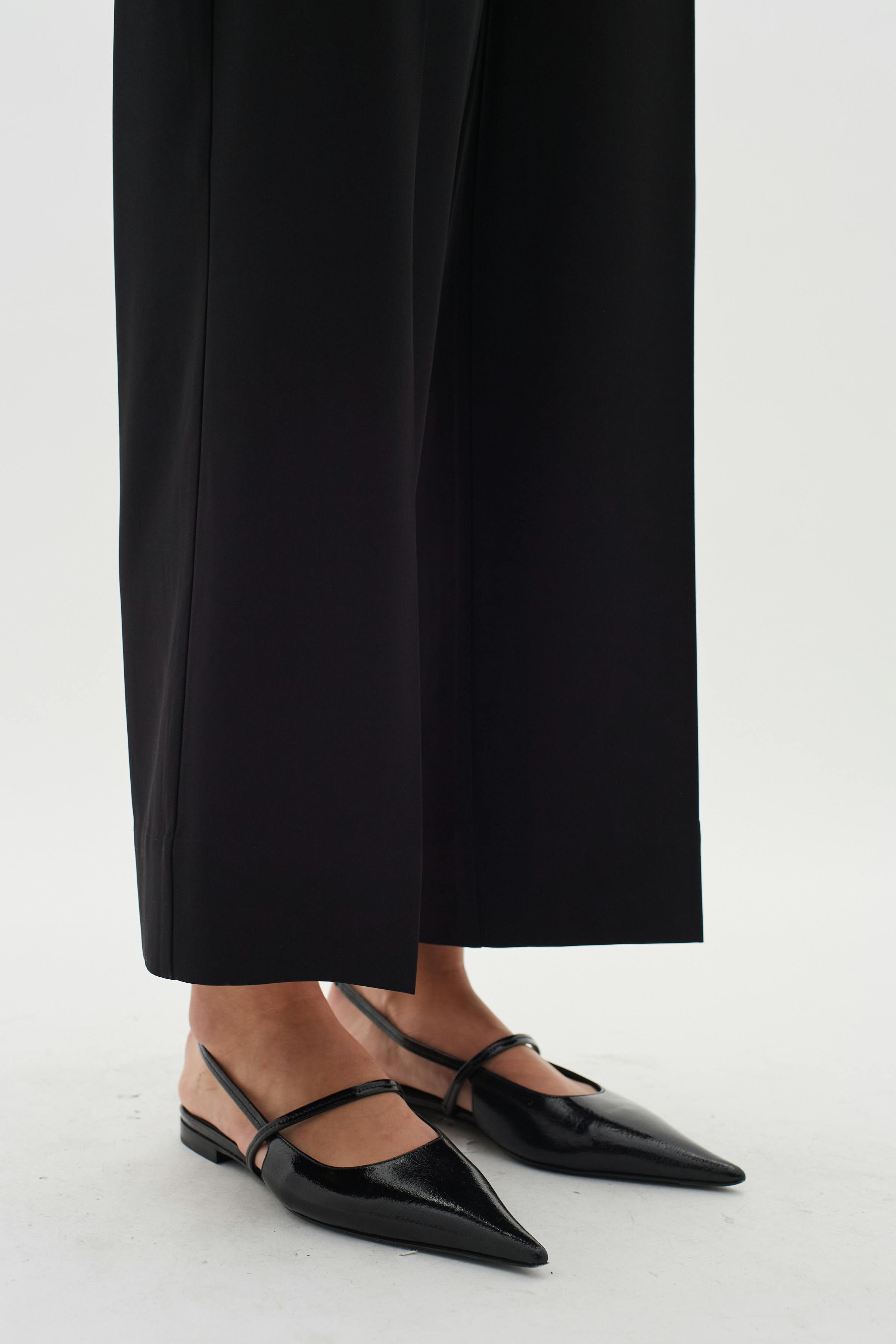 Zhen Trousers LOOKBOOK DETAIL 30104253-10050