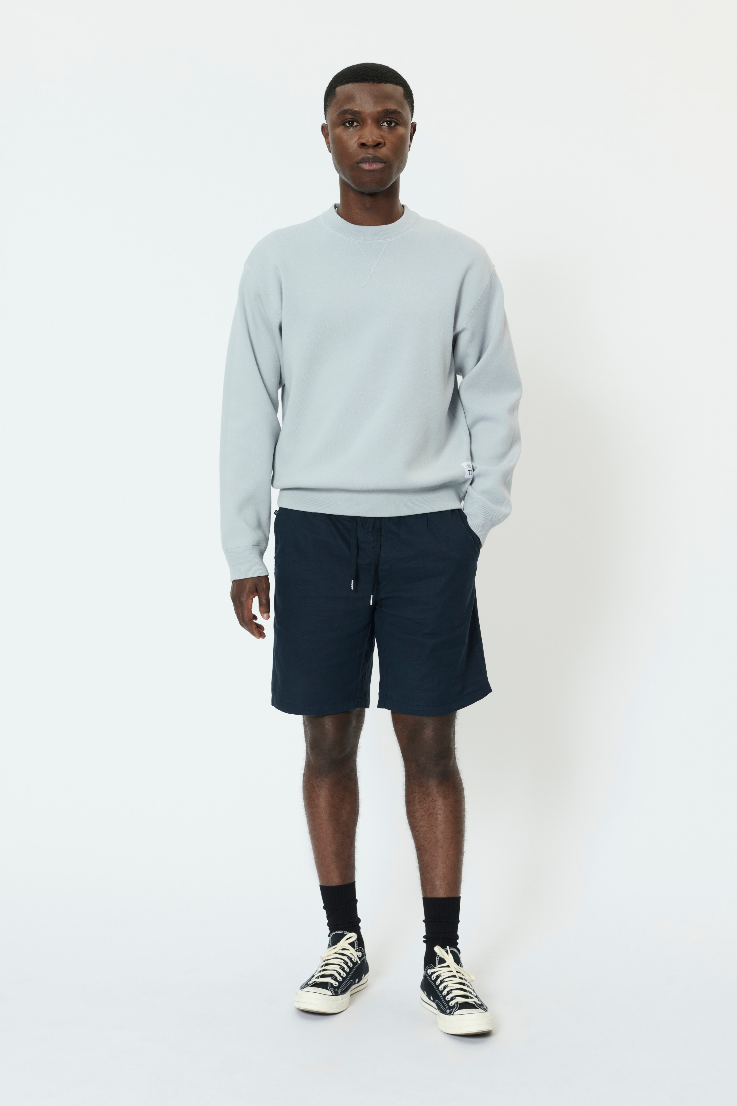 MAbarton linen shorts LOOKBOOK FRONT 30206032-194011