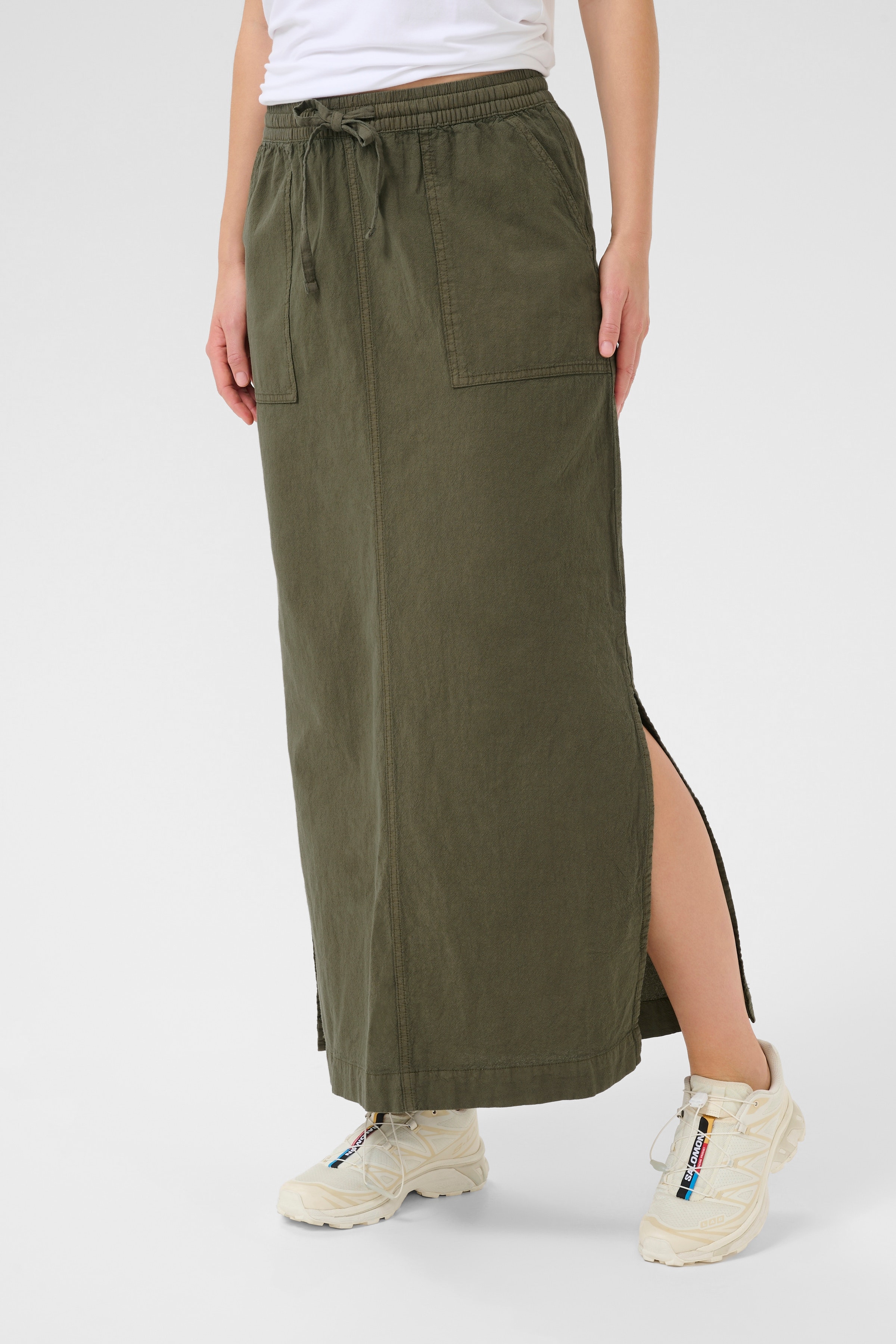 KAnaya Skjørt LOOKBOOK FRONT 10509504-190511