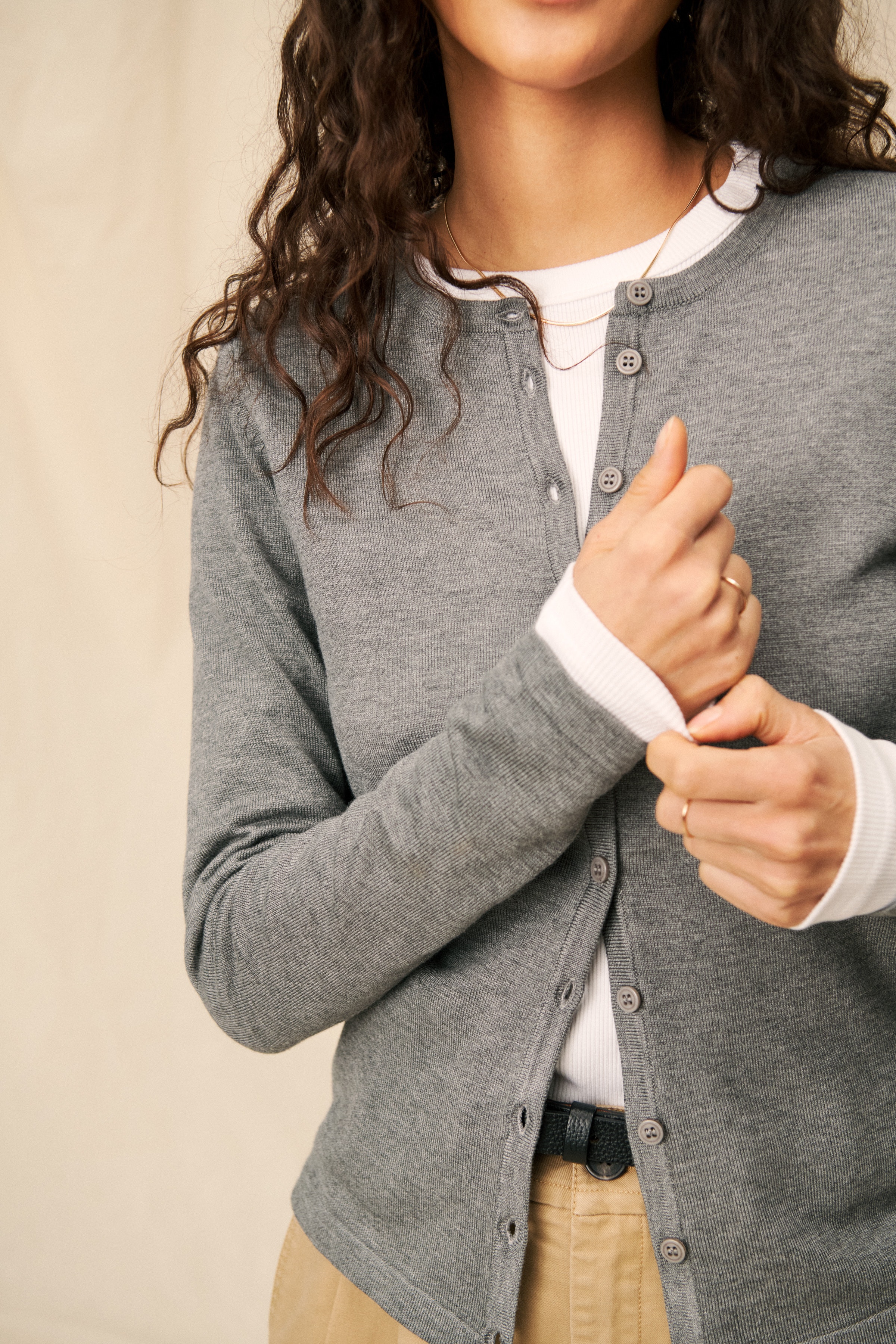 MilaSZ R-Neck Cardigan LOCATION NONE 30500005-1739141