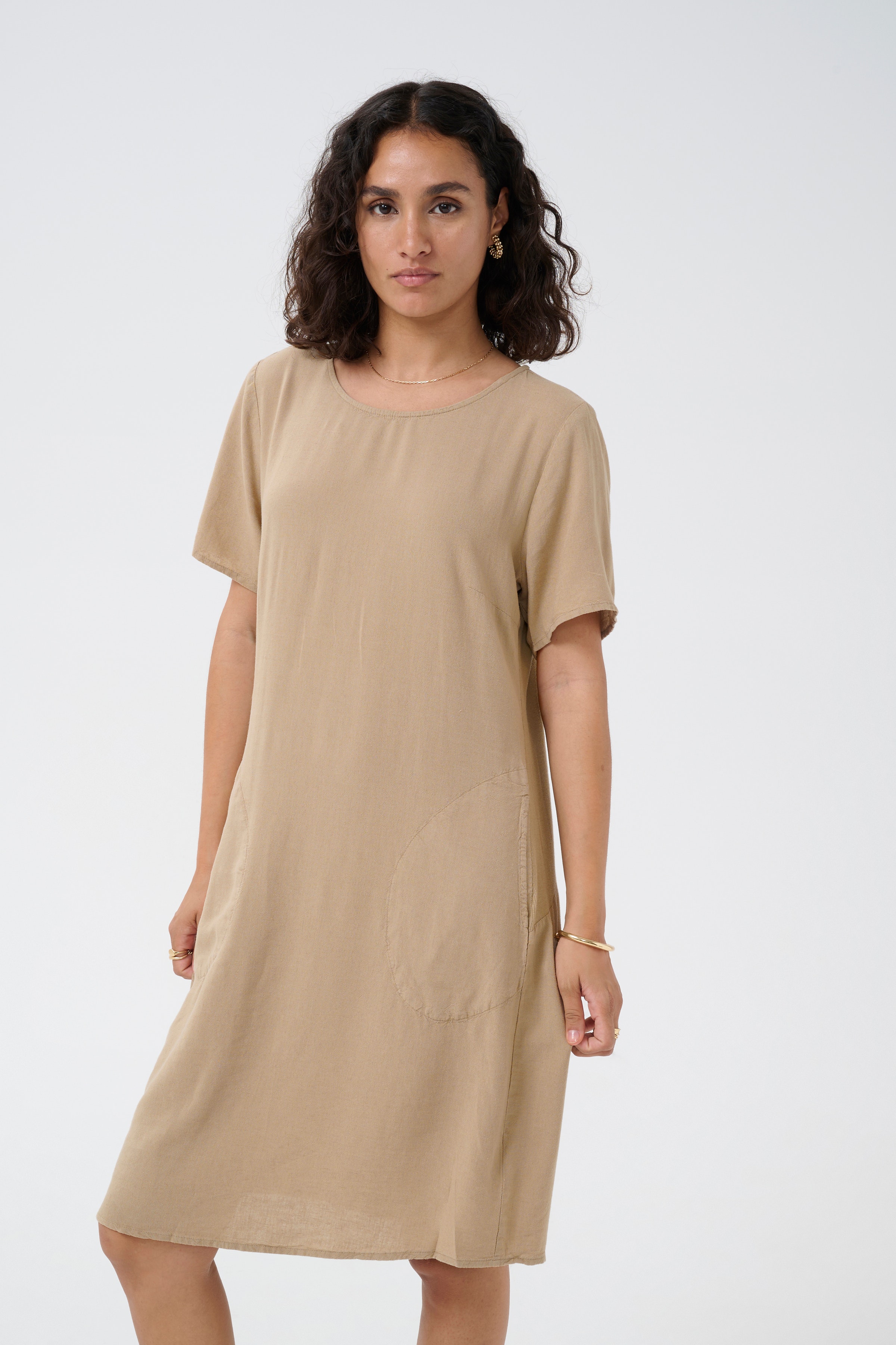 KAmilia Lin kjole LOOKBOOK FRONT 10508362-171109