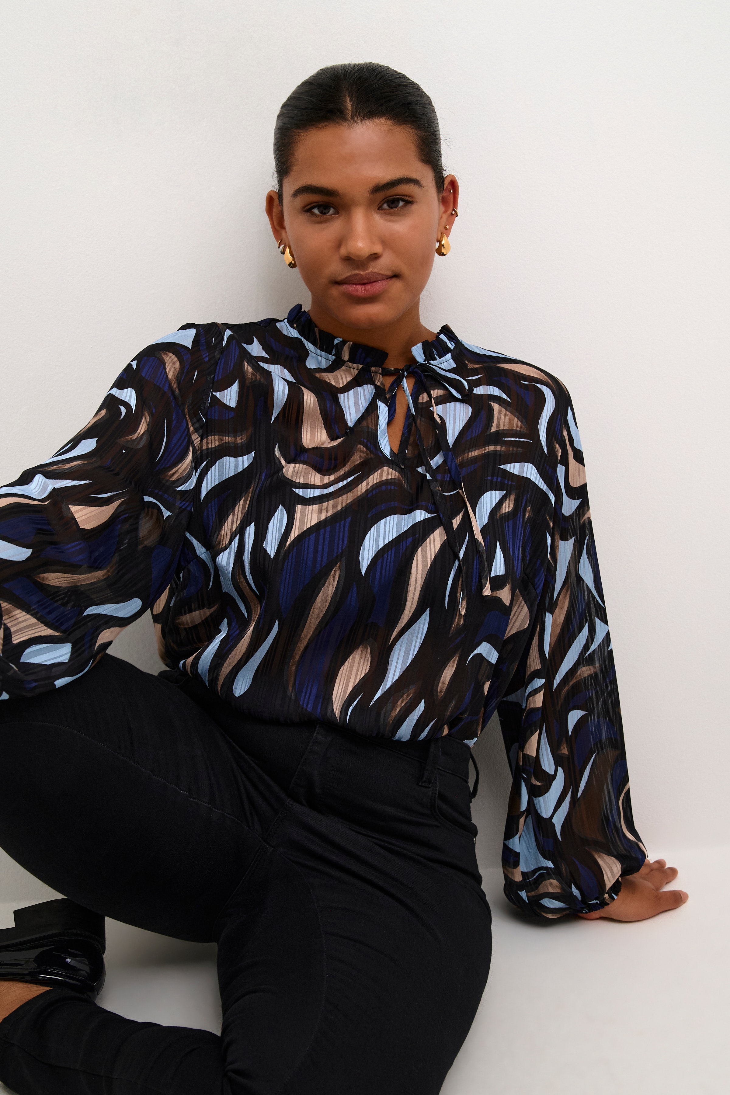 KCmarga Blus LOOKBOOK DETAIL 10582663-106292