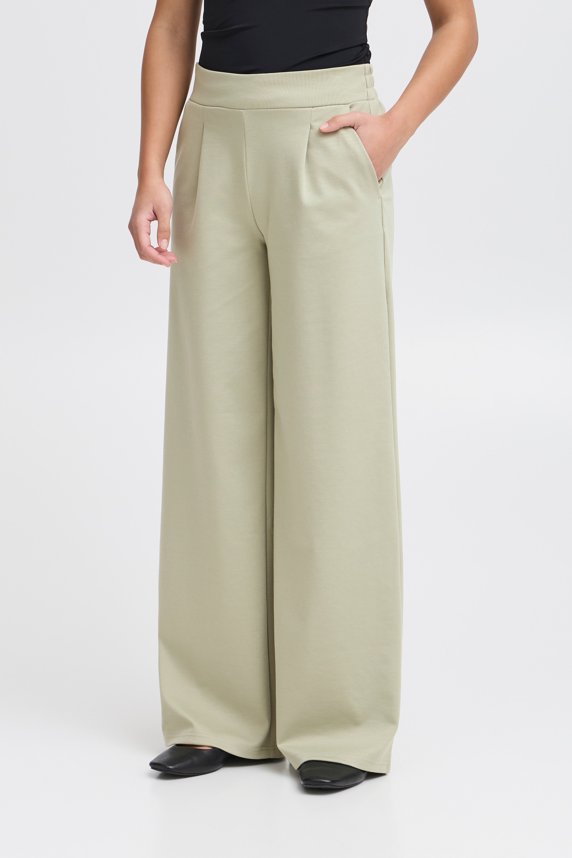 IHKATE LONG WIDE  Bukser LOOKBOOK FRONT 20118337-160213