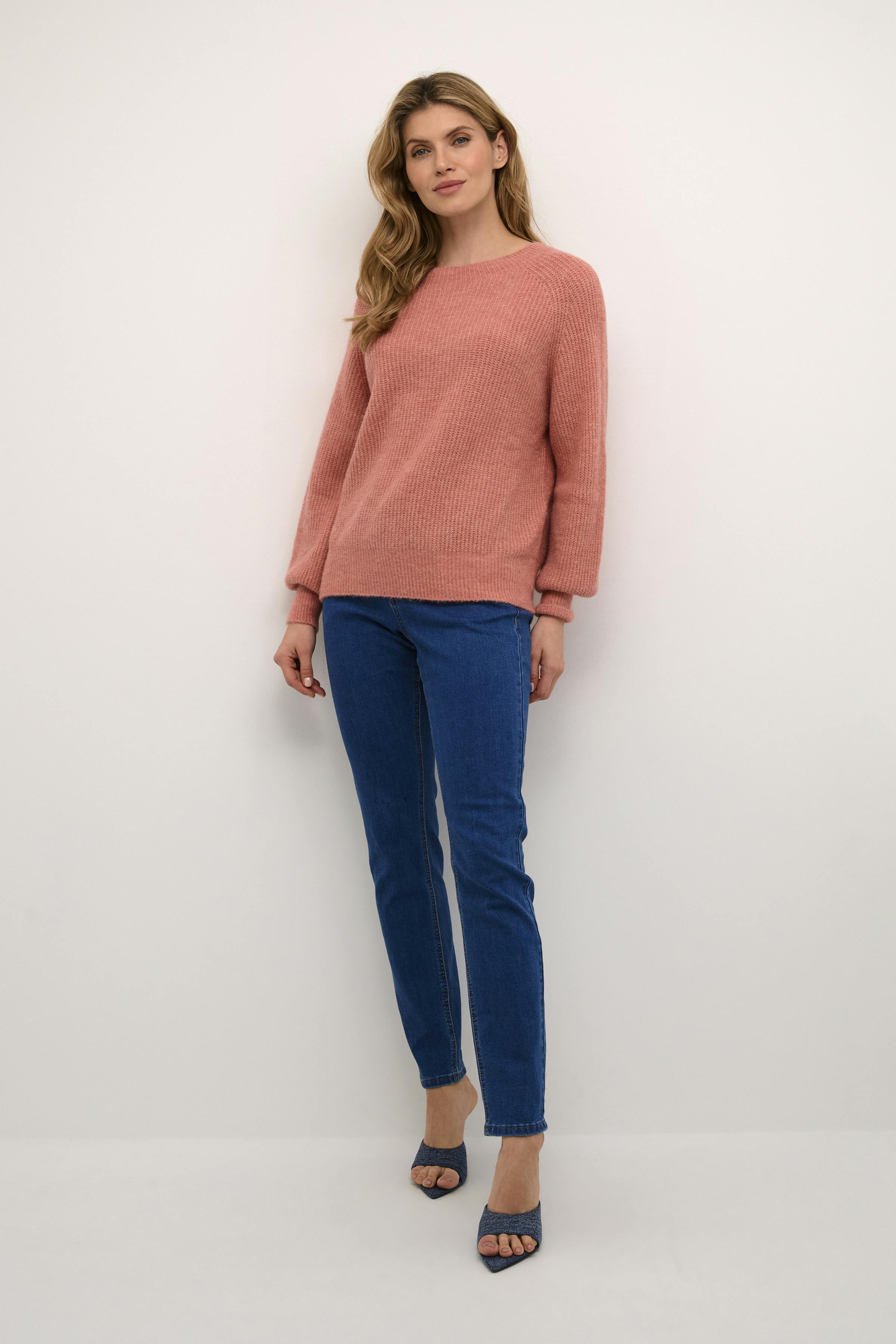 CRSwan Pullover LOOKBOOK FRONT 10613129-151512