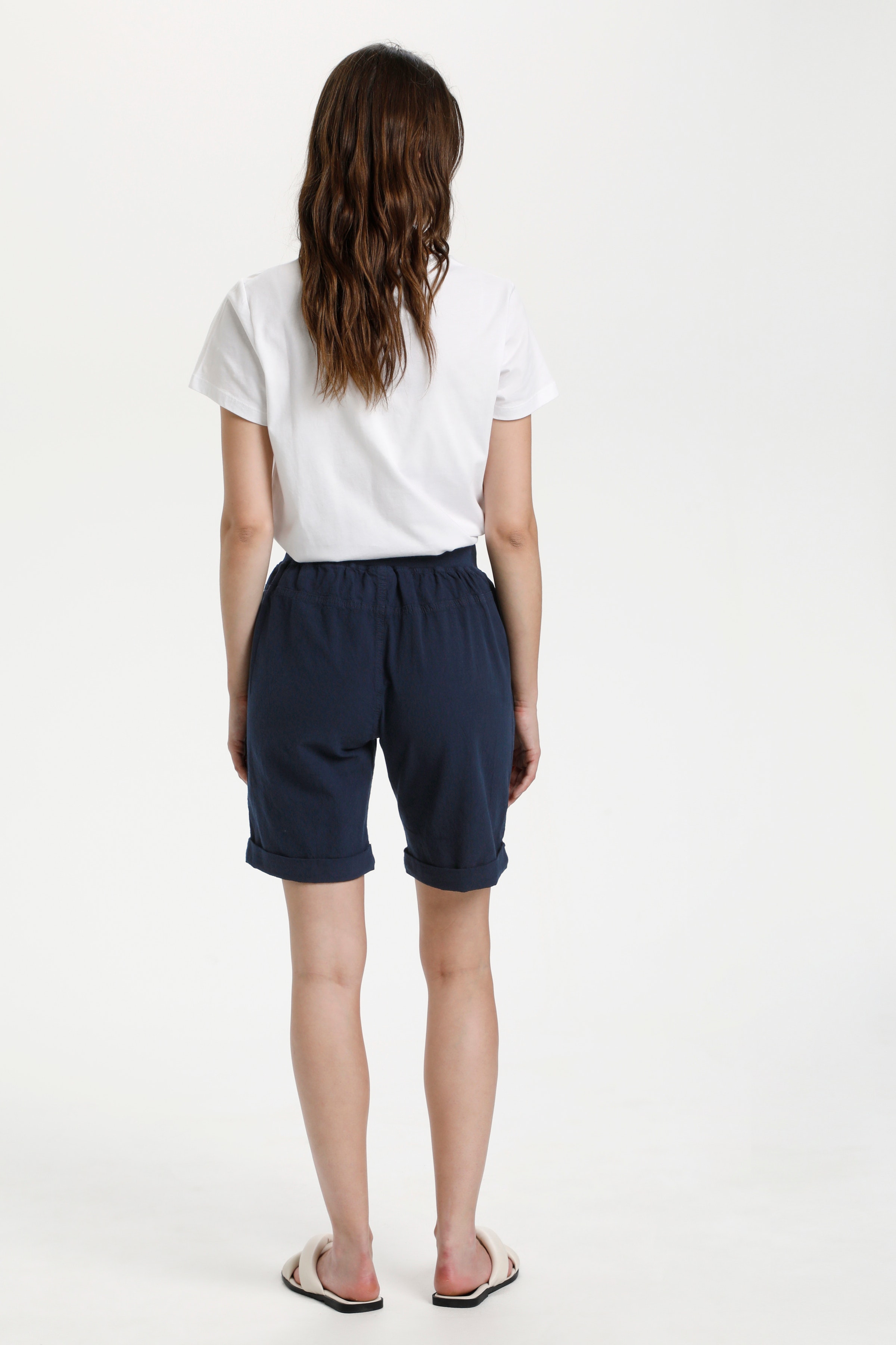 KAnaya Shorts LOOKBOOK BACK 10504239-52737