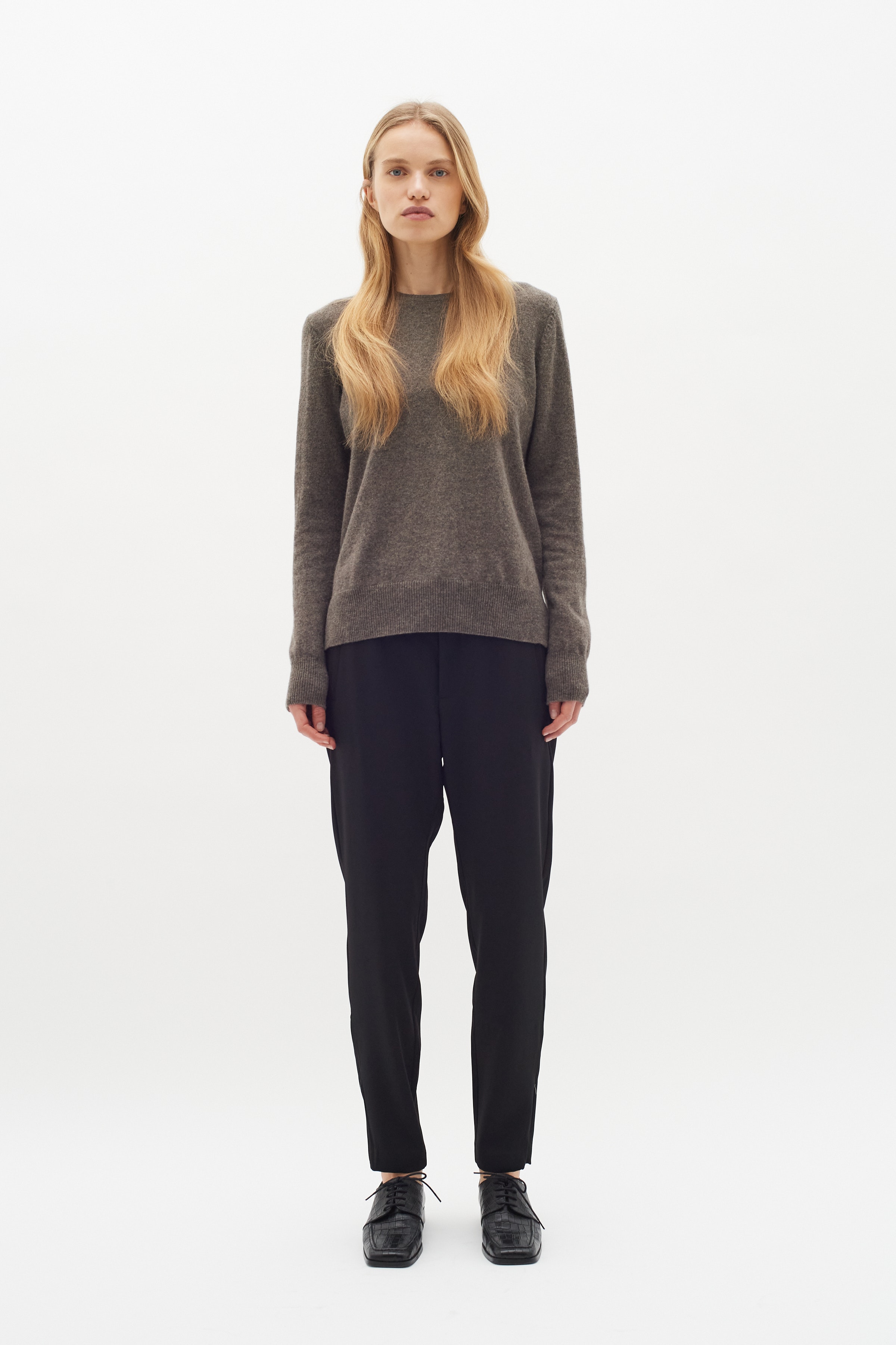 Nica Broek LOOKBOOK FRONT 30104179-10050
