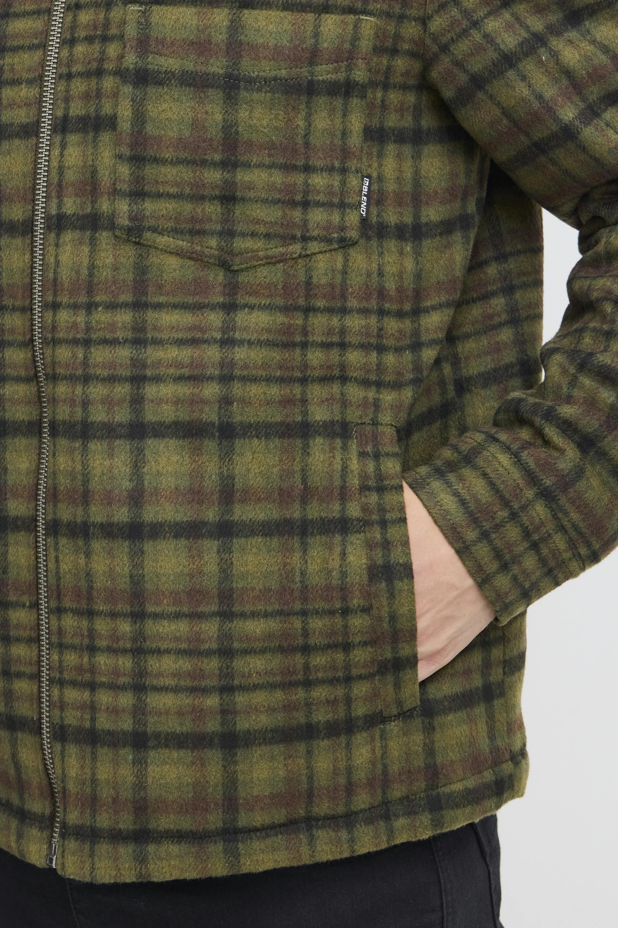 Outerwear LOOKBOOK DETAIL 20717478-190414