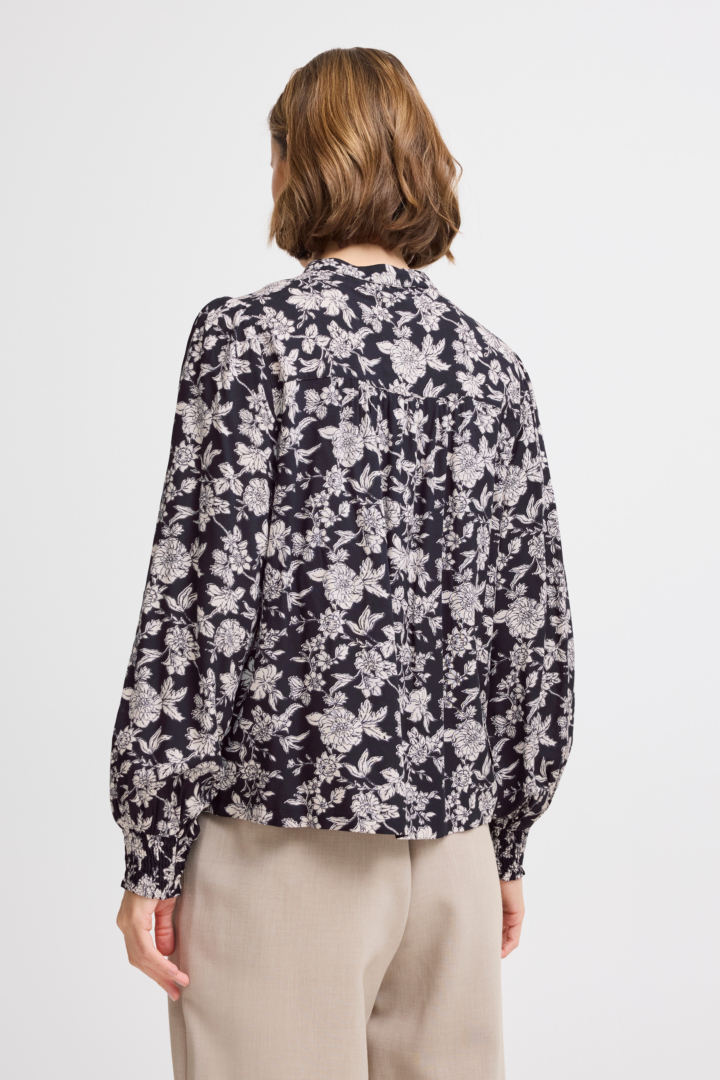 BYJOSA Bluse LOOKBOOK BACK 20816238-204175