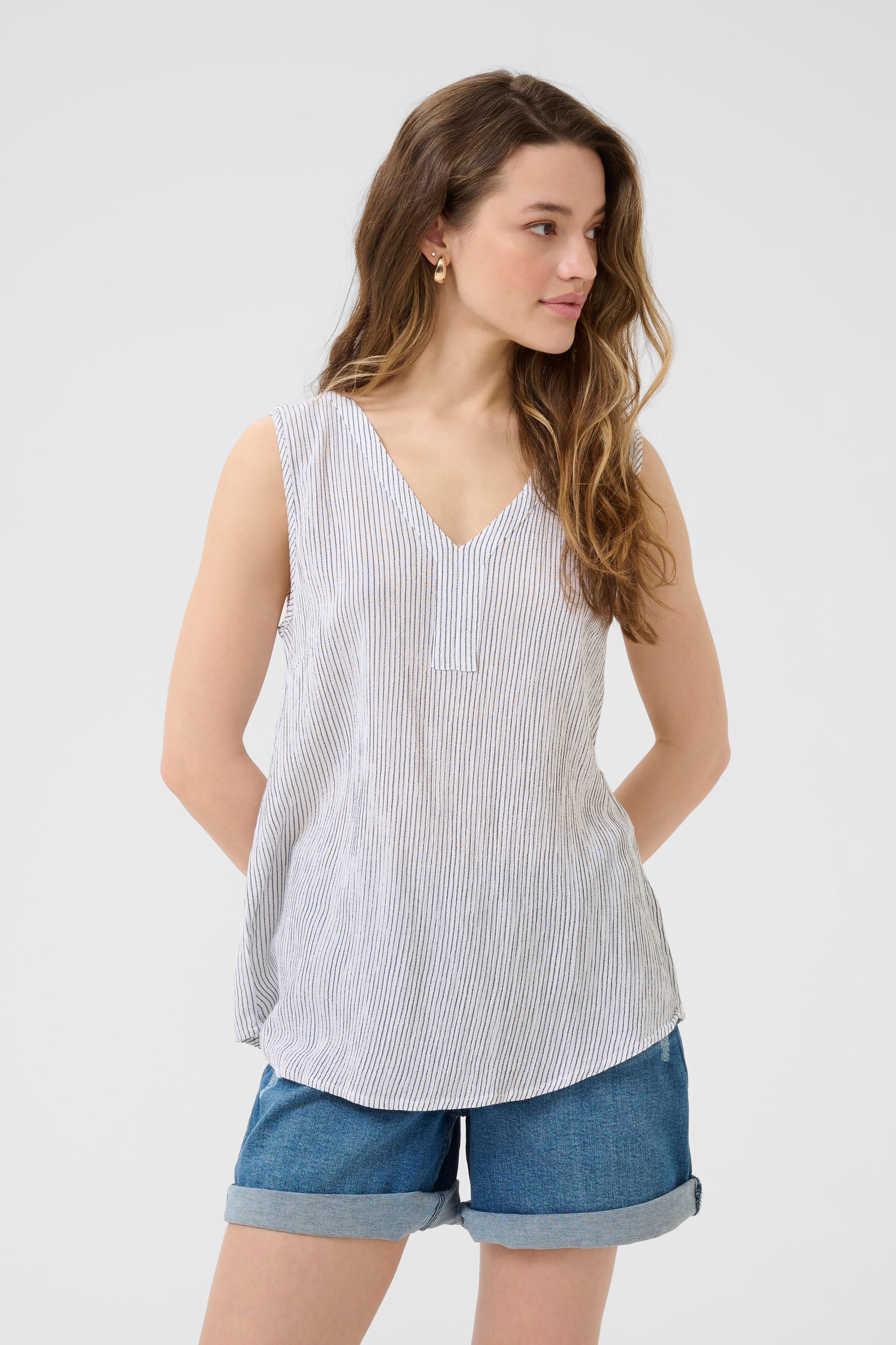 Linne LOOKBOOK FRONT 10501279-50003