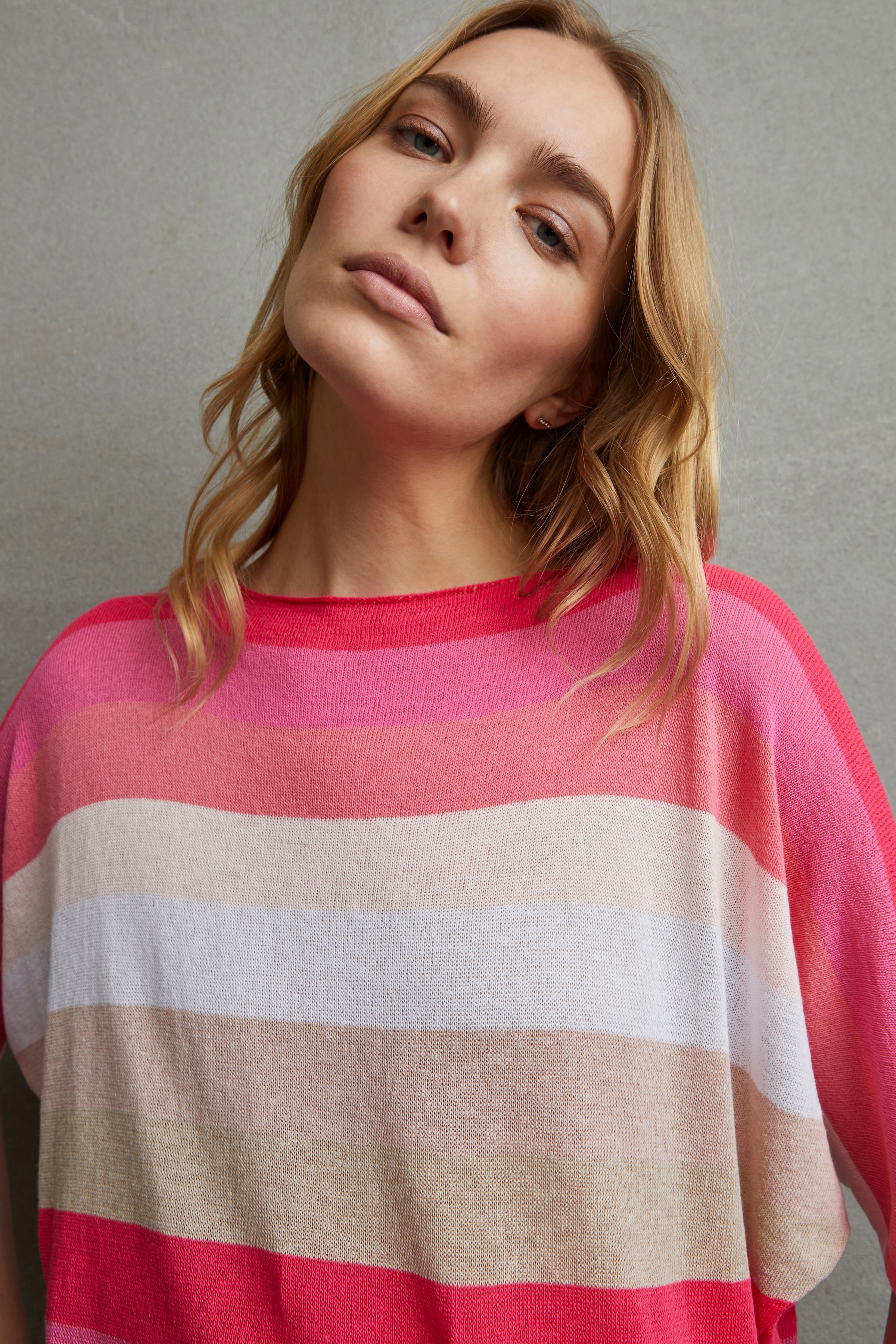 Kortermet skjorte LOOKBOOK DETAIL 22100108-172127