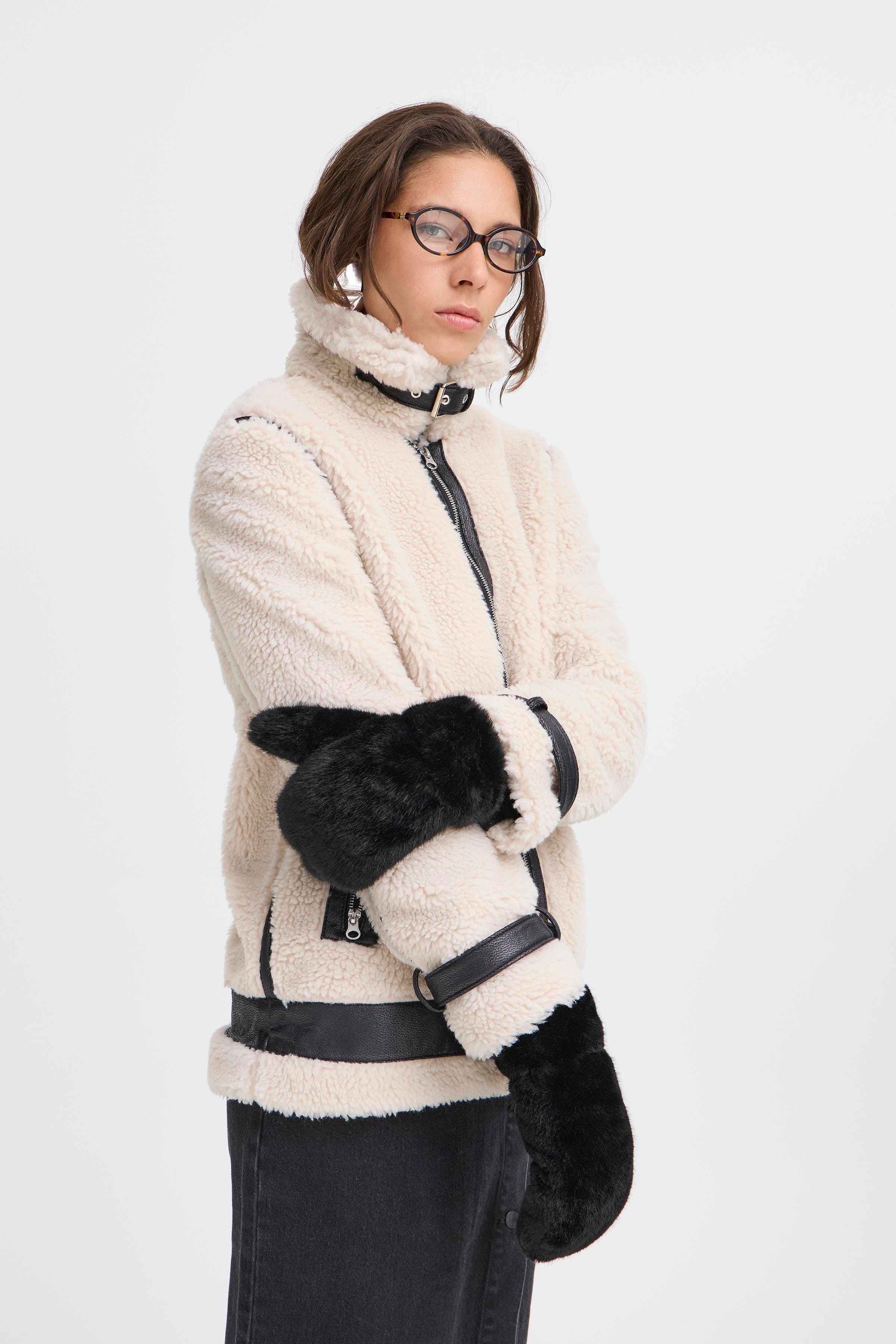 BYWOLFIE Handsker LOOKBOOK FRONT 20817272-151304