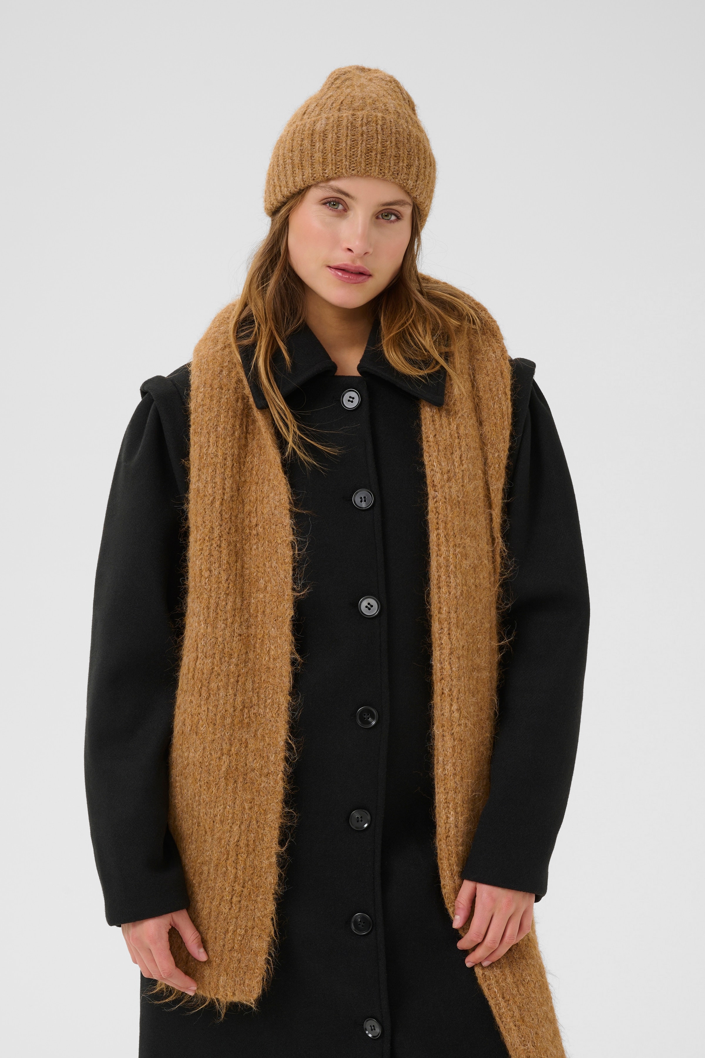 KAhenry Pet LOOKBOOK FRONT 10510407-1810291