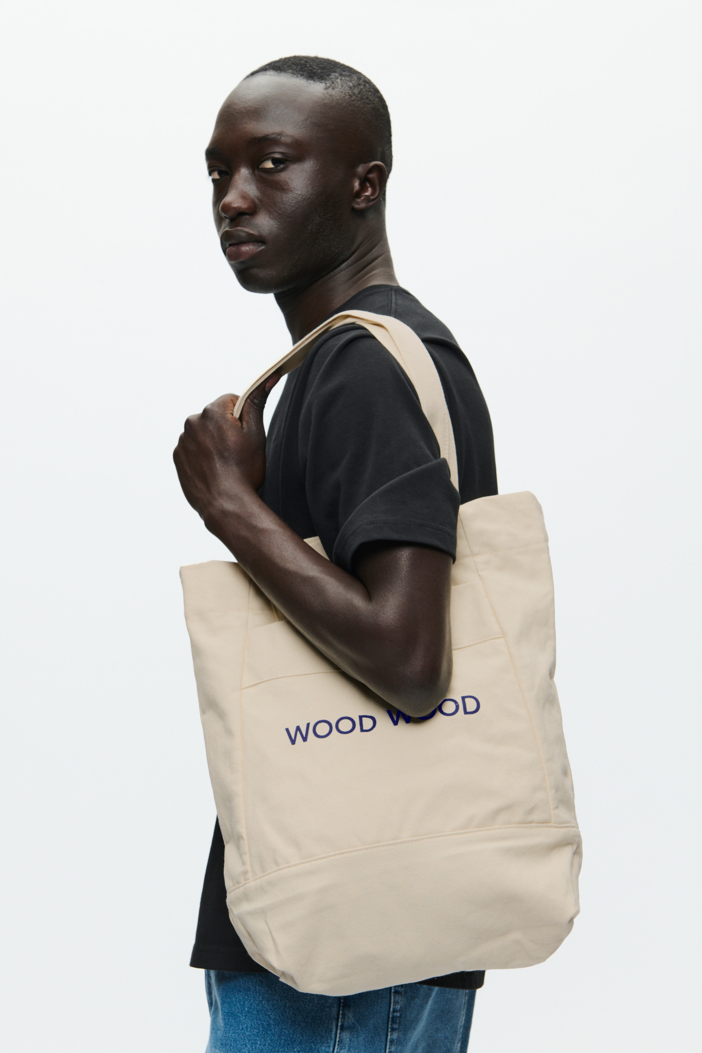 WWWade Bag LOCATION NONE 30252019-304338