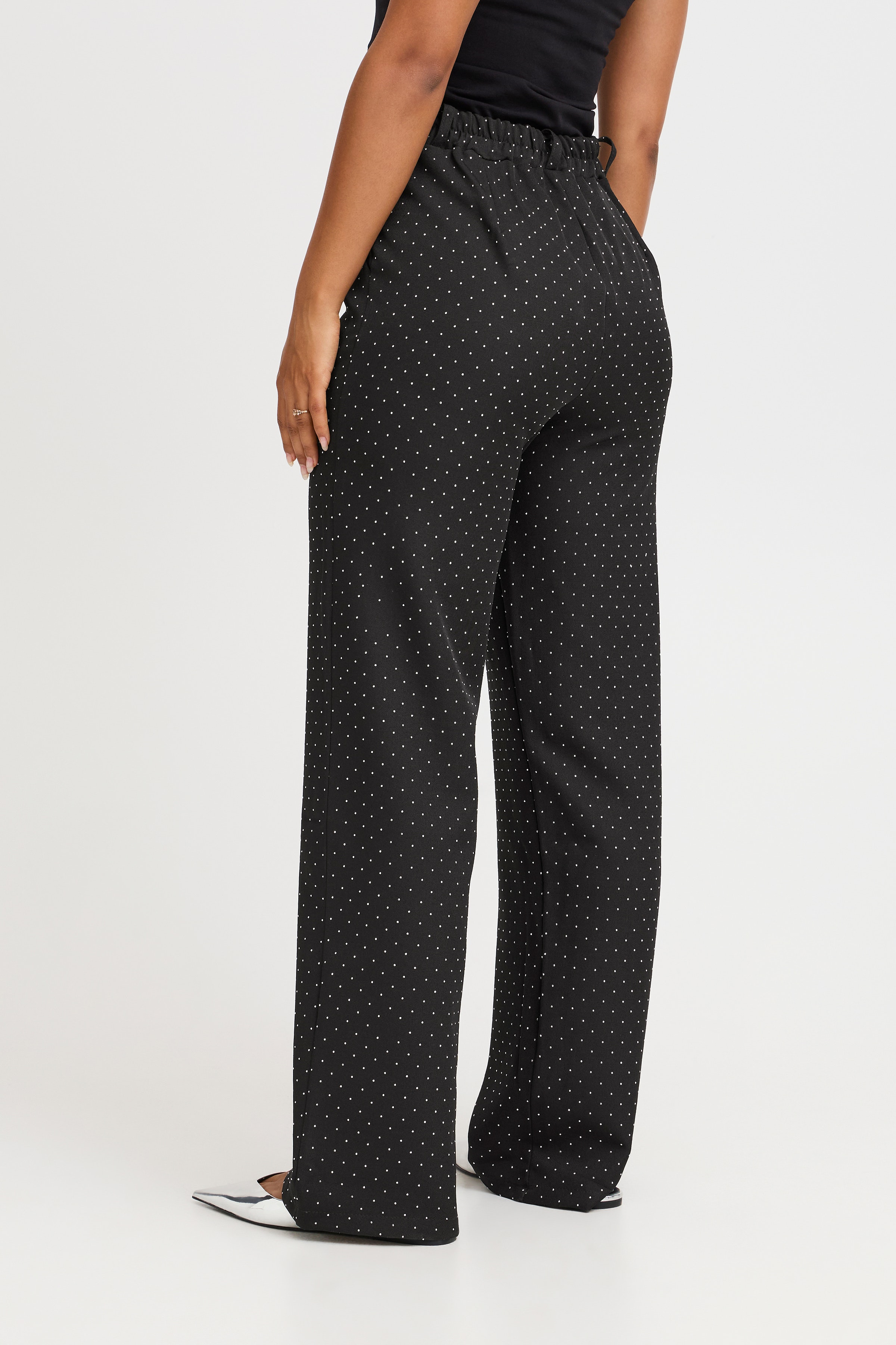 SBBENAY STUD Trousers LOOKBOOK BACK 22100800-190303