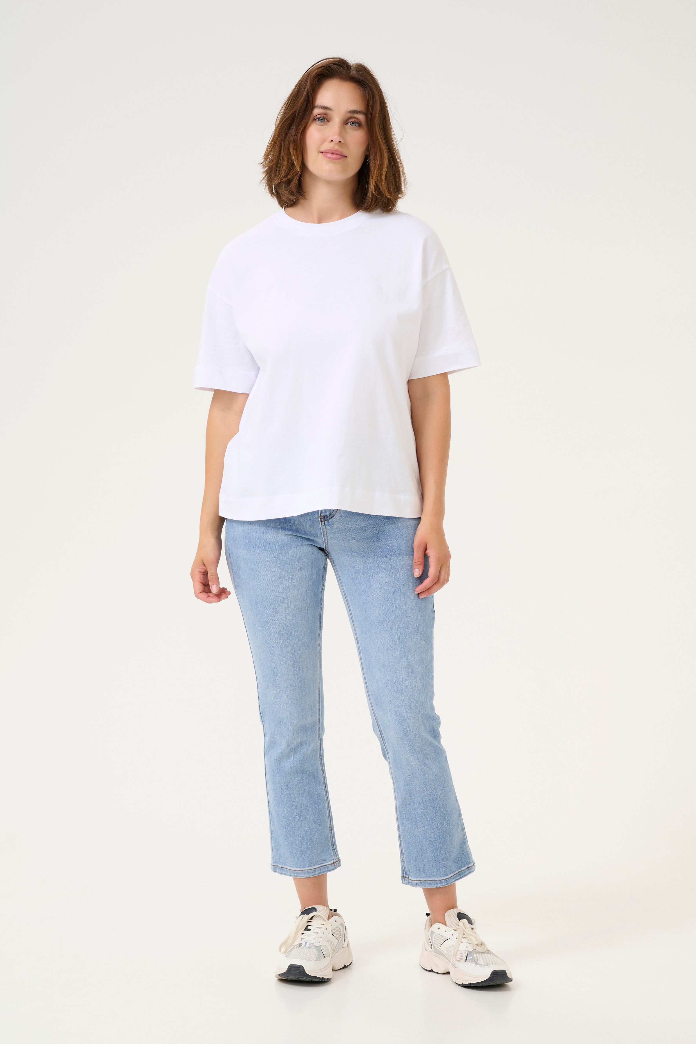 KAsinem Jeans LOOKBOOK FRONT 10506133-101012