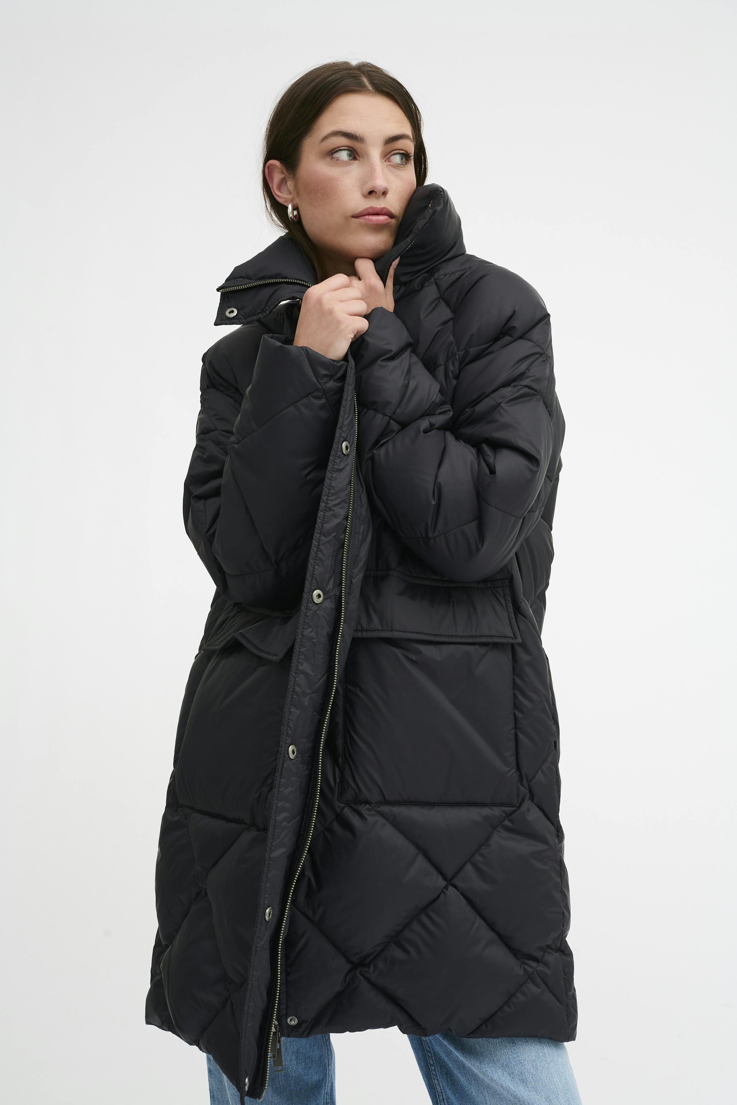 PiloMW Coat LOOKBOOK FRONT 10704332-100031