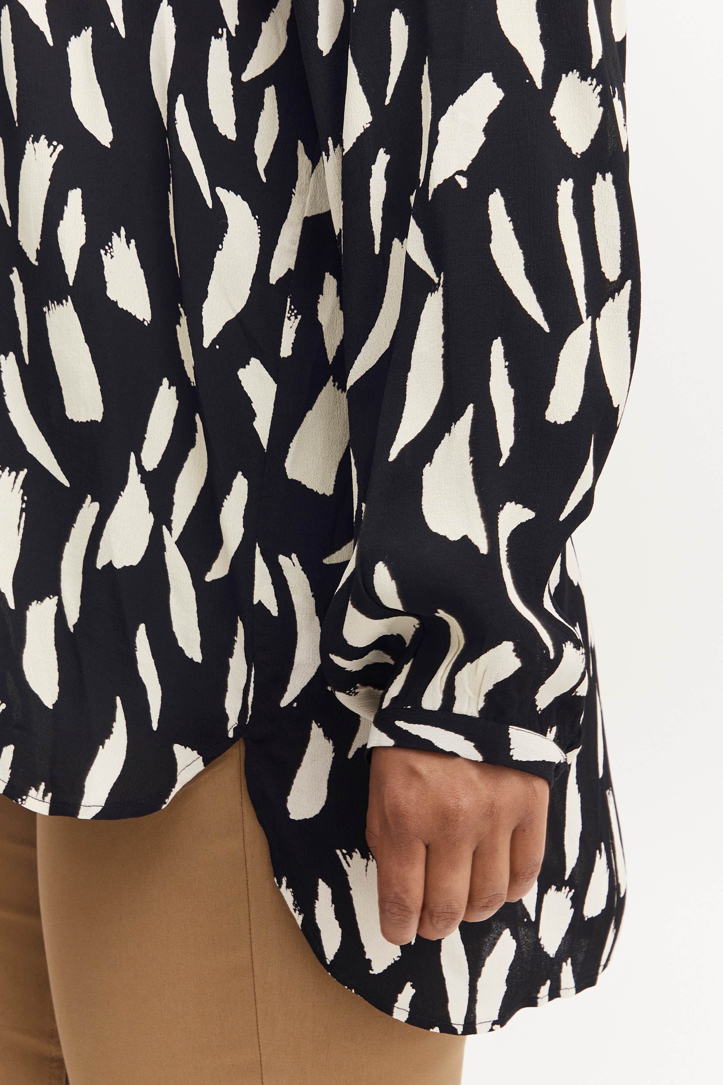 FPGETO Bluse LOOKBOOK DETAIL 20611408-200115