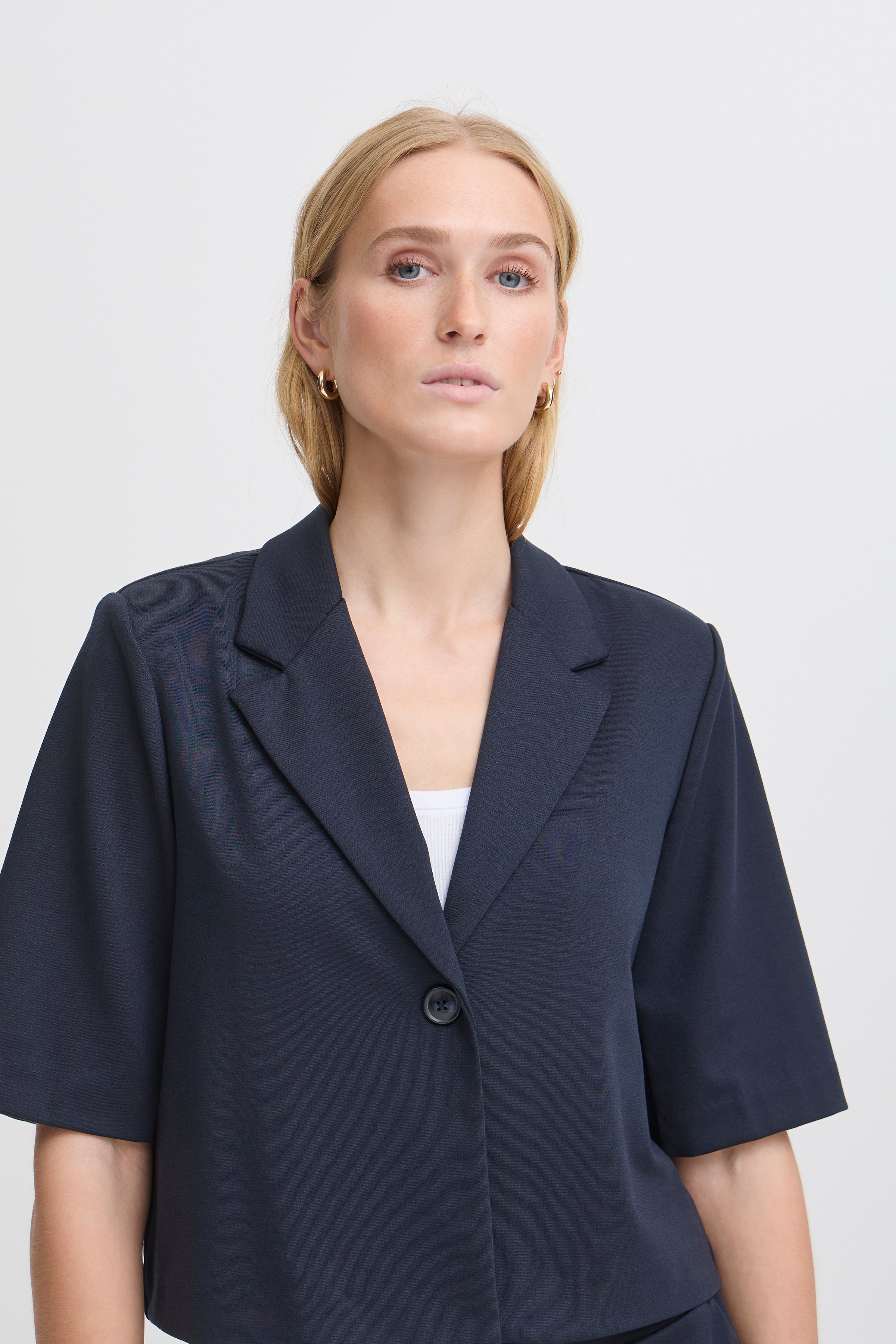 IHKATE CROPPED Blazer LOOKBOOK DETAIL 20123679-194010