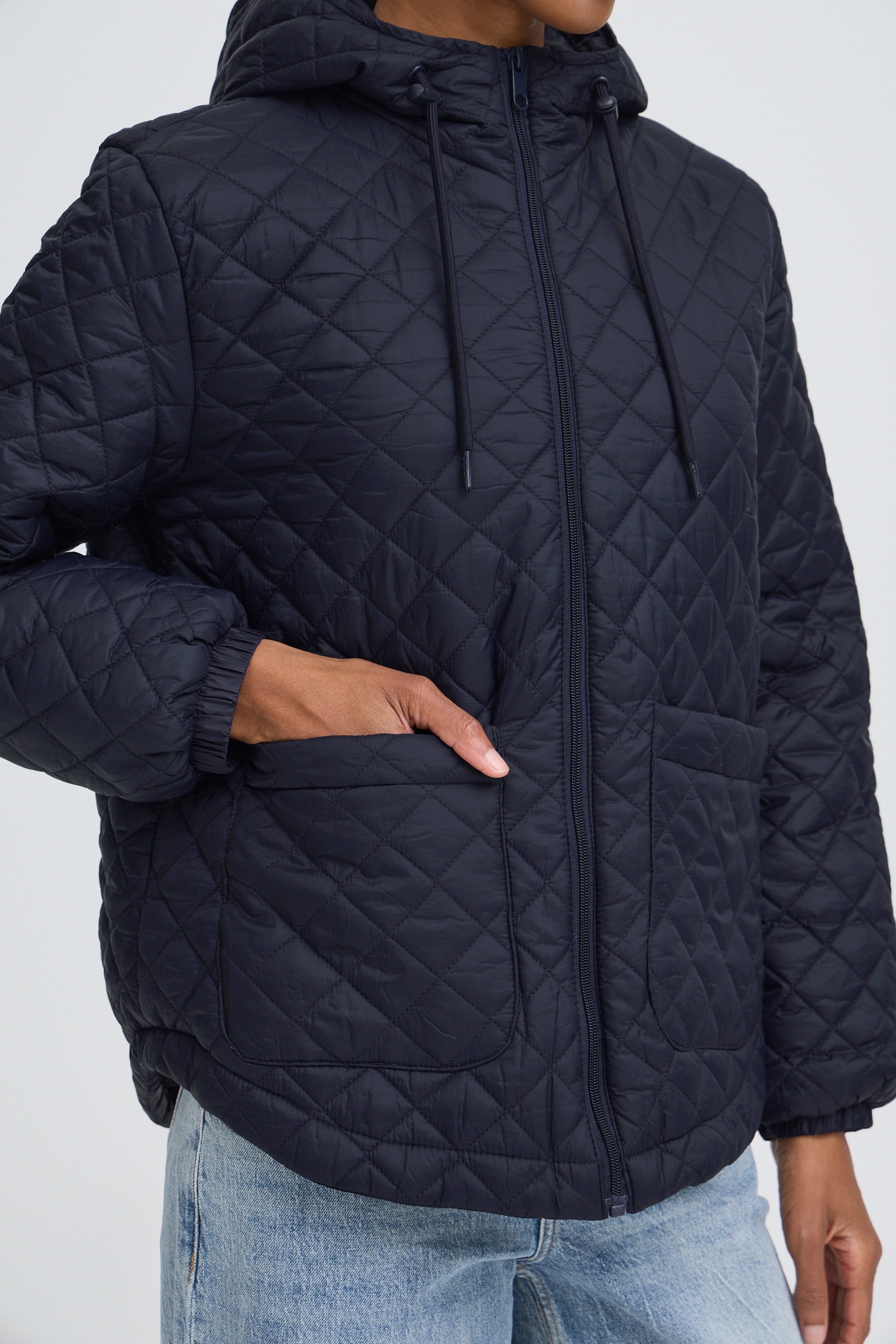 BYBERTA Ytterplagg LOOKBOOK DETAIL 20818518-194020