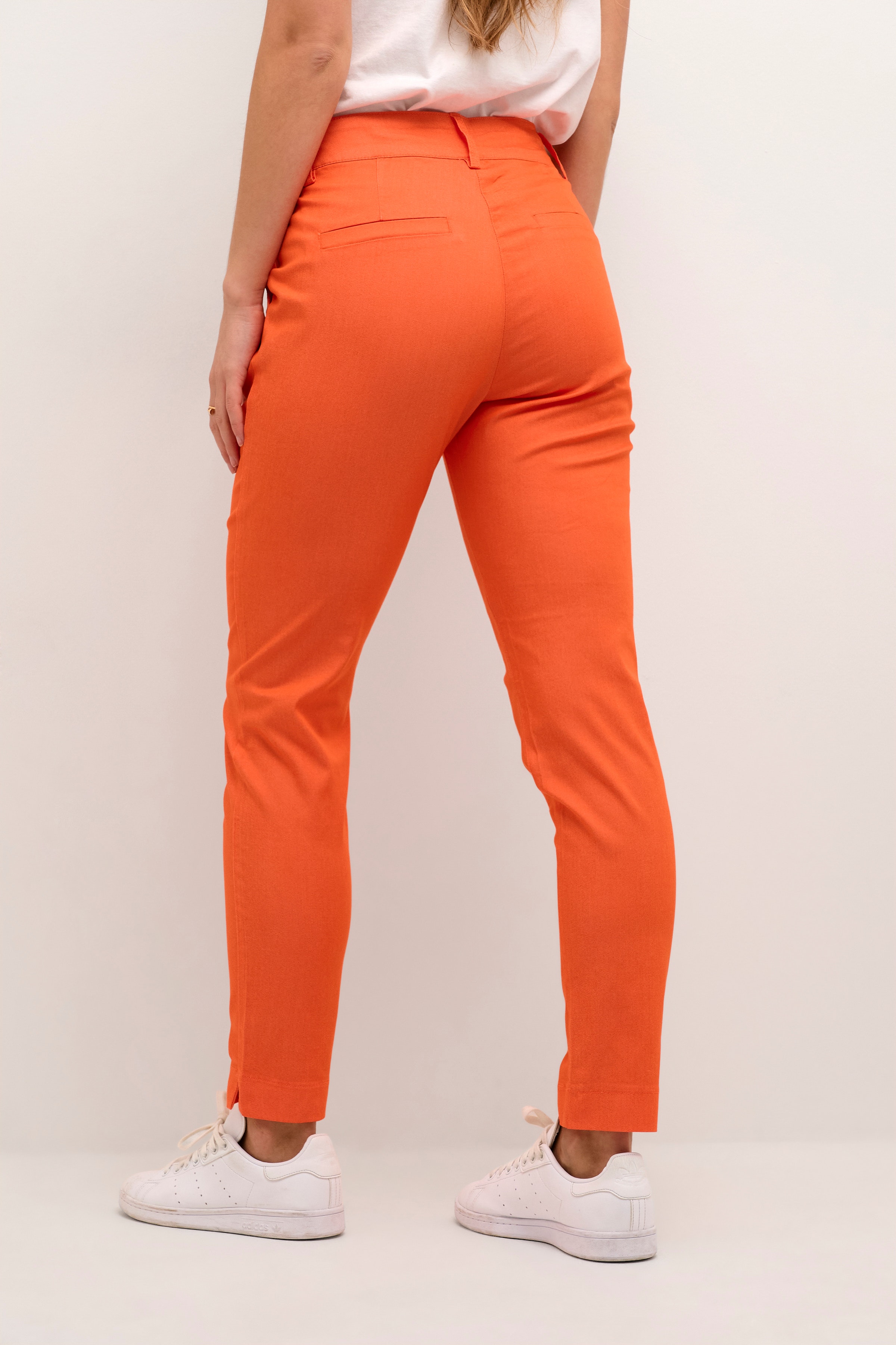KAlea Bukser LOOKBOOK BACK 10505191-161362