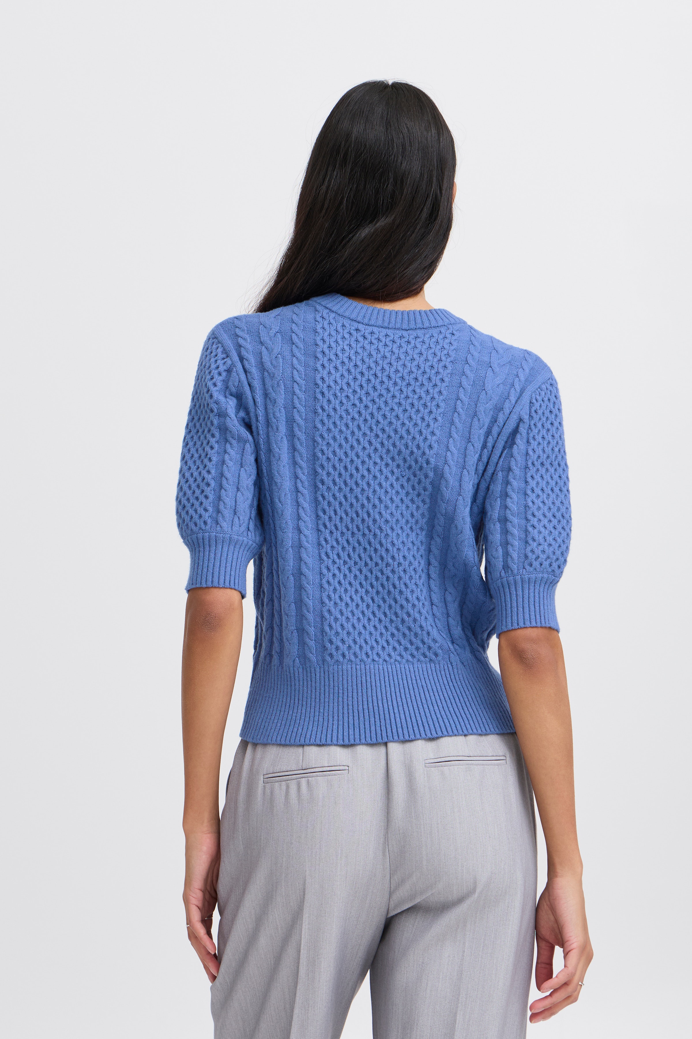 BYNIBE Pullover LOOKBOOK BACK 20816262-174028