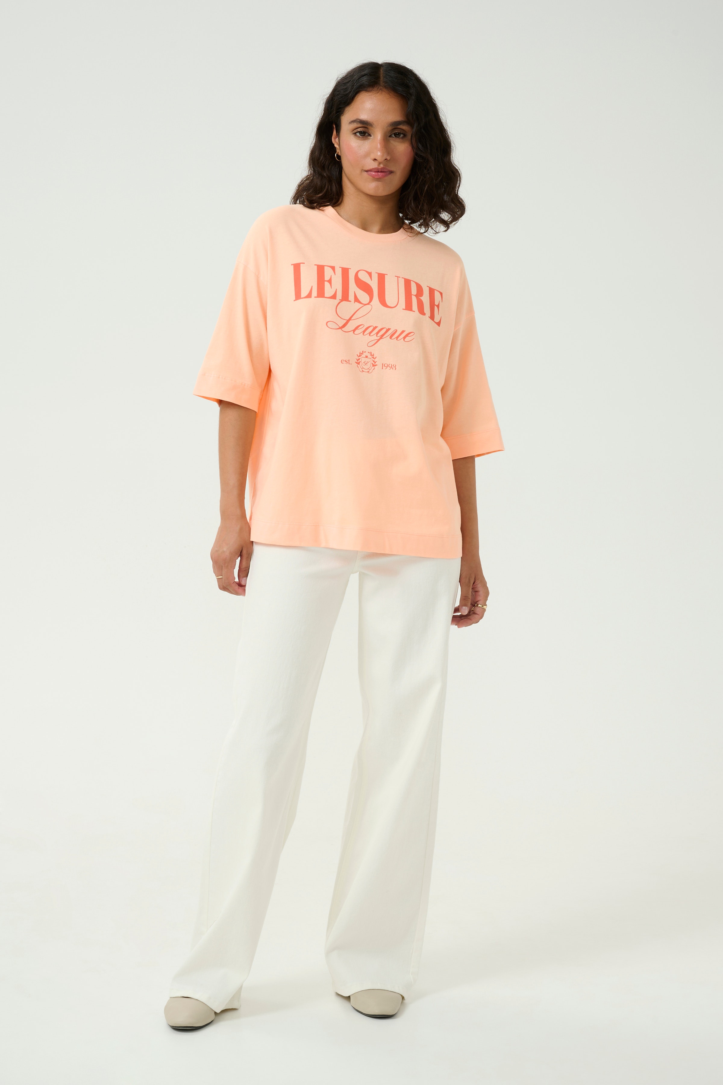 KAgissa T-shirt LOOKBOOK FRONT 10509621-141228