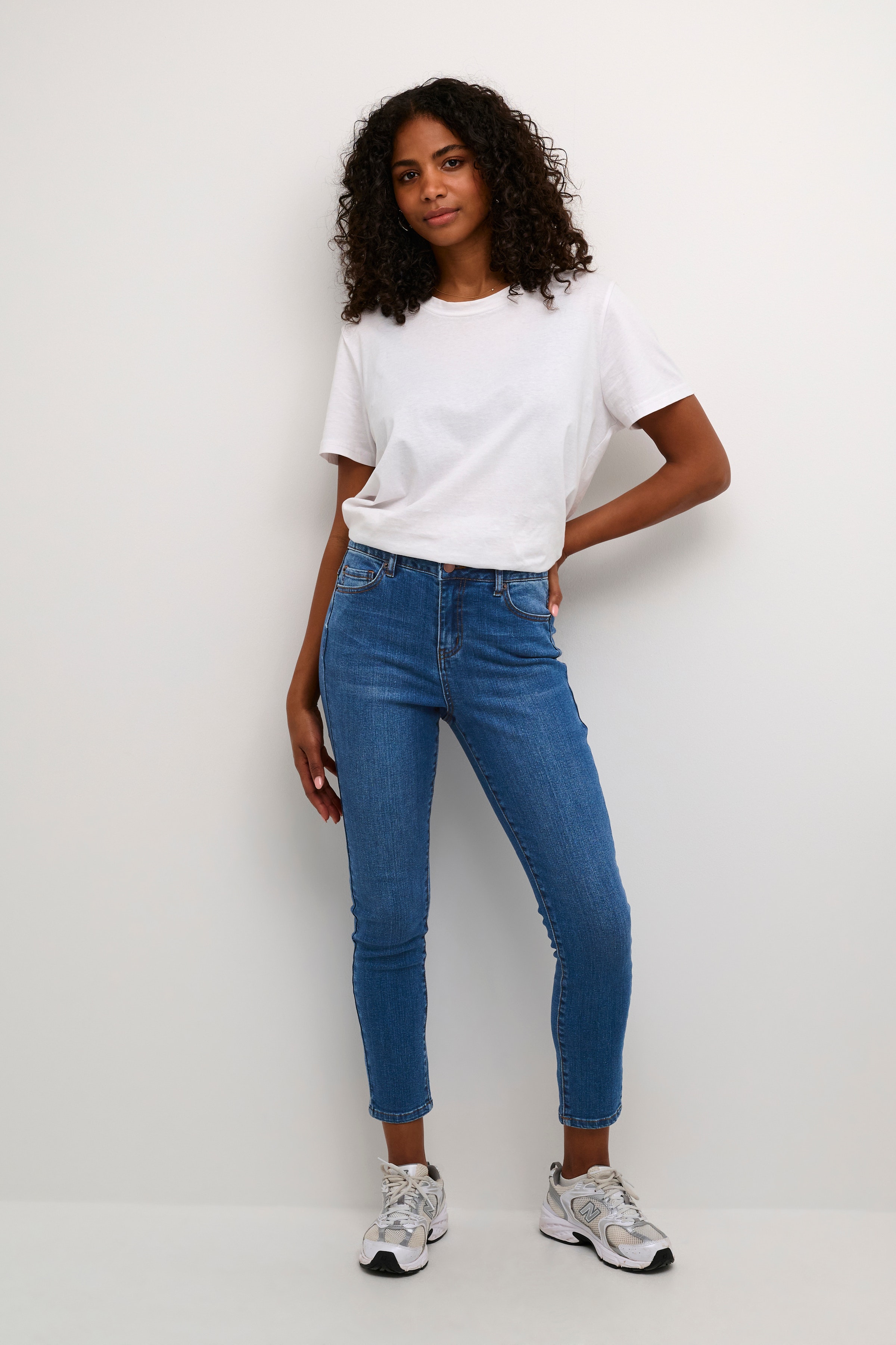 KAsinem Jeans LOOKBOOK FRONT 10506130-102272