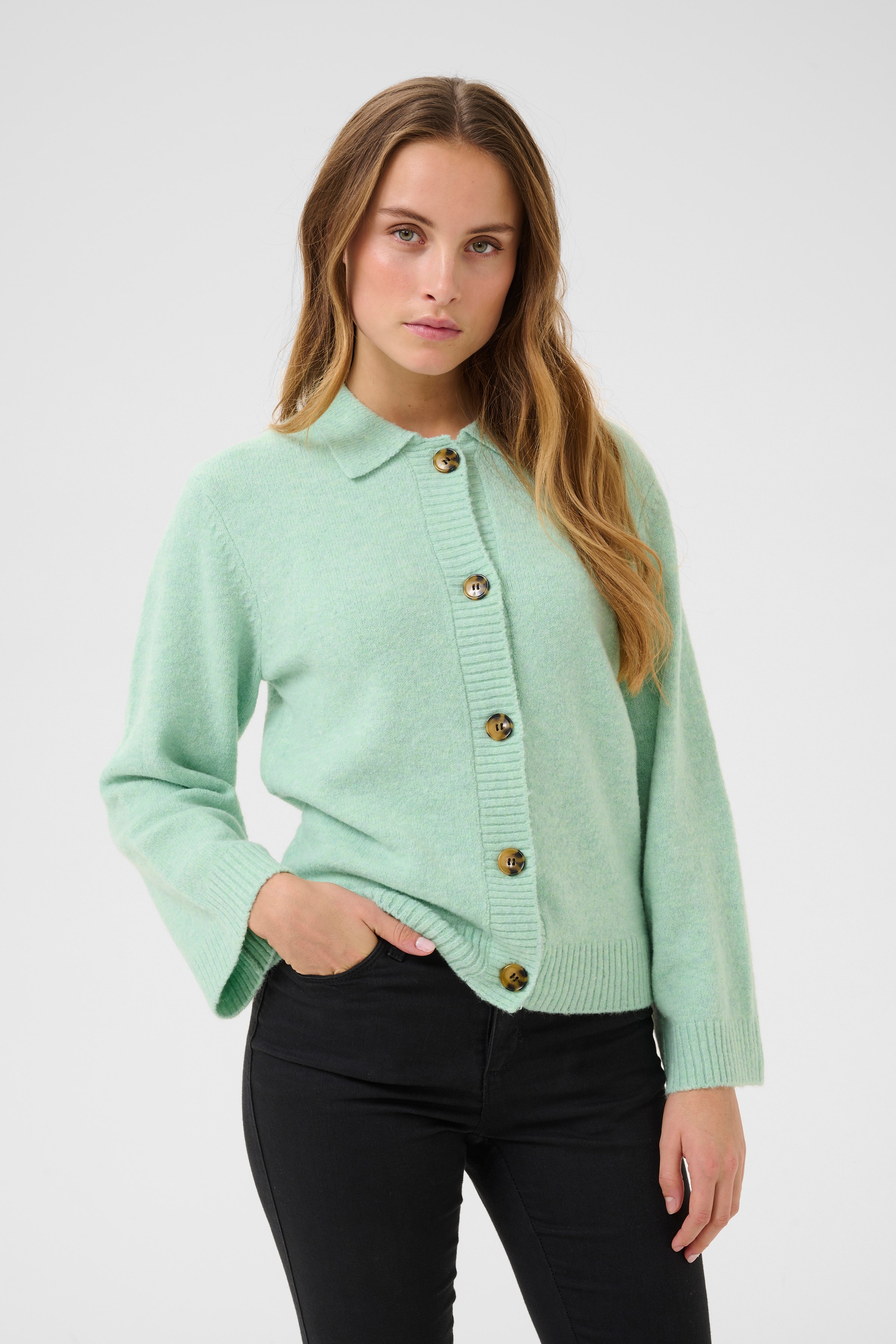 BPselva Cardigan LOOKBOOK FRONT 10590827-1563151B